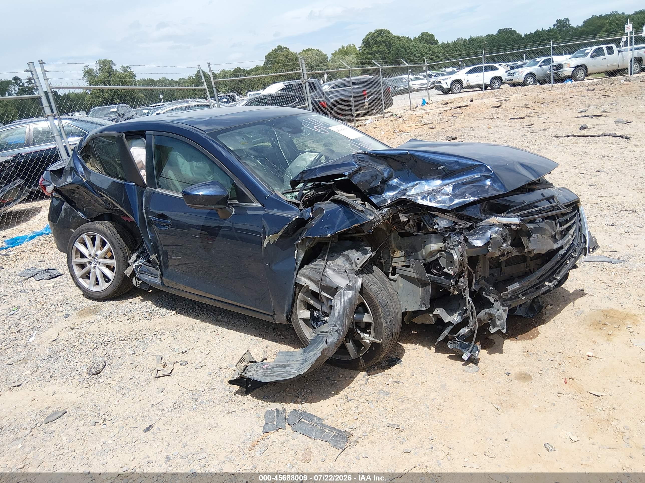 2017 Mazda 3 Grand Touring, VIN 3MZBN1W3XHM136191 — Front end