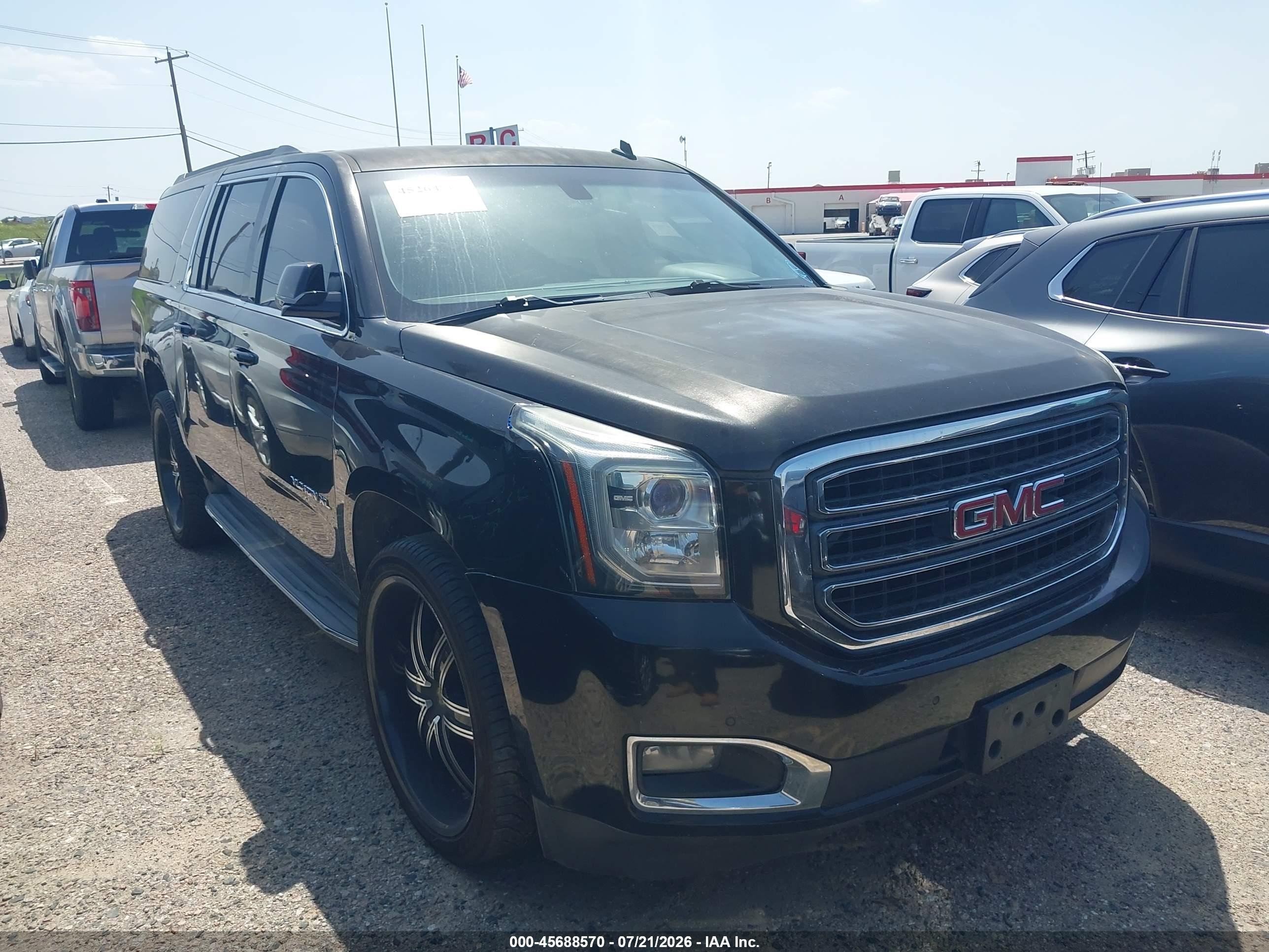 2015 GMC Yukon XL SLE, VIN 1GKS2GKC5FR153792 — All over