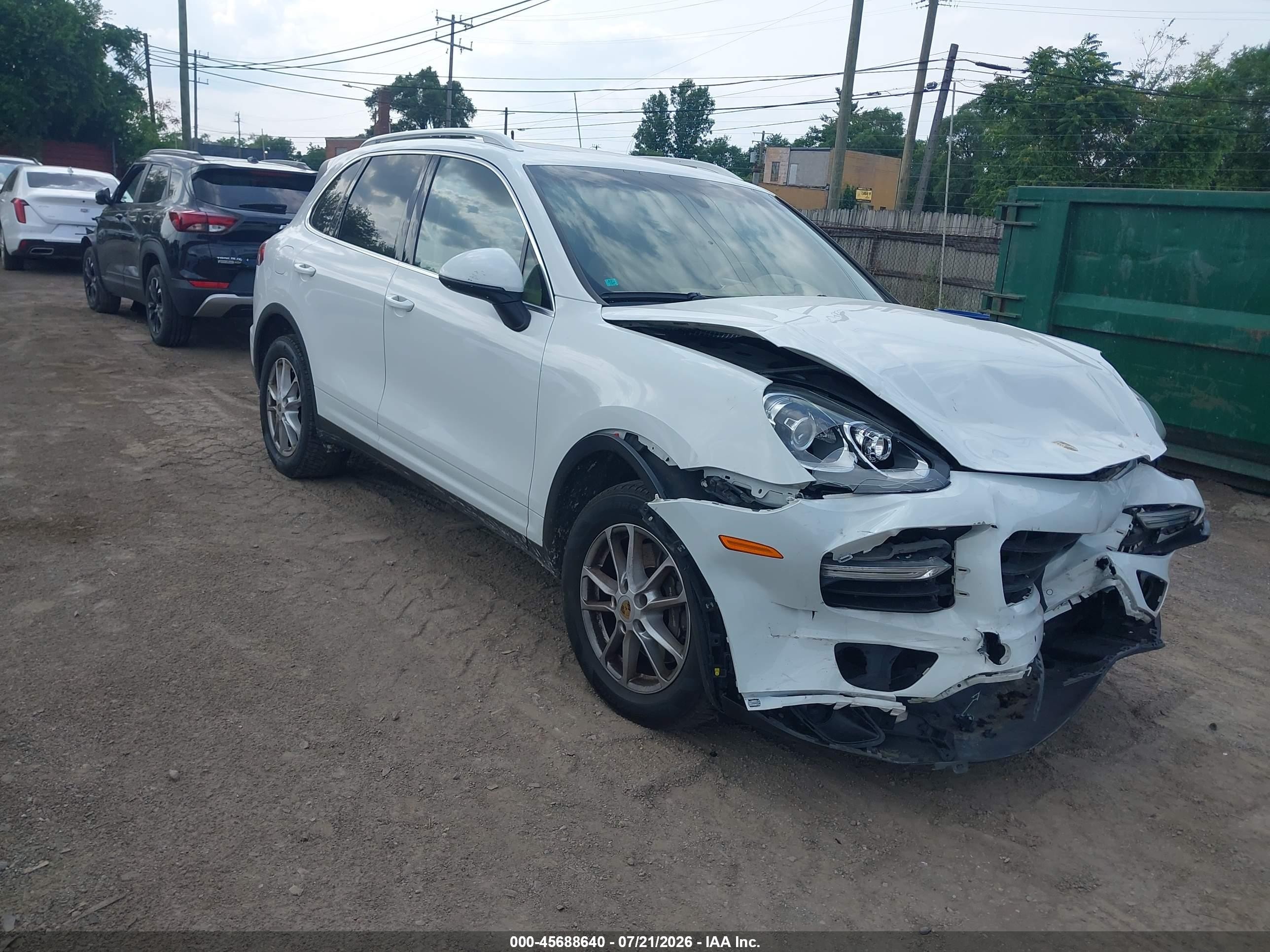 2016 Porsche Cayenne, VIN WP1AA2A22GKA37013 — Front end