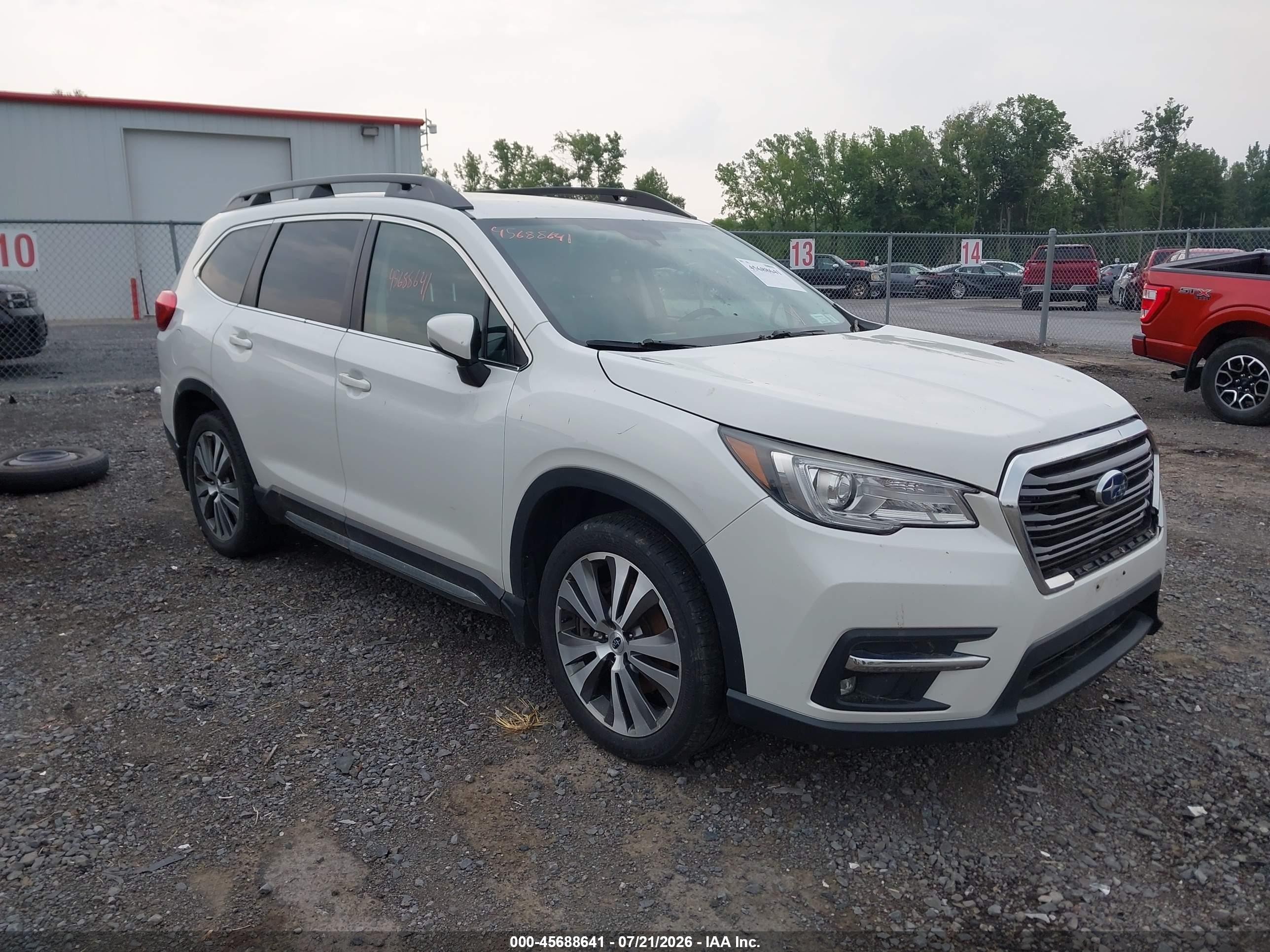 2021 Subaru Ascent Limited, VIN 4S4WMAJD6M3445428 — Normal wear