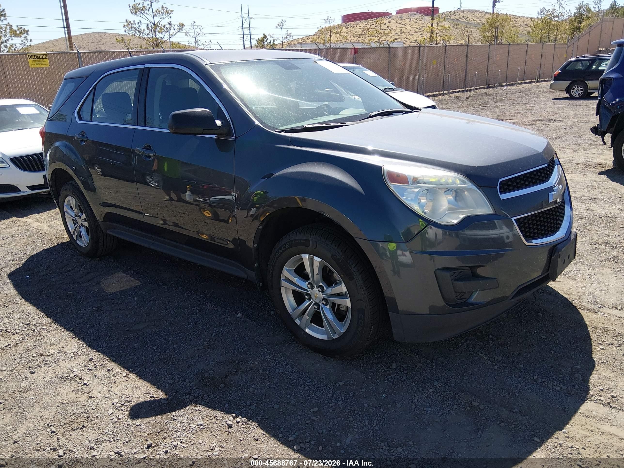 2010 Chevrolet Equinox LS, VIN 2CNALBEW9A6403709 — Normal wear
