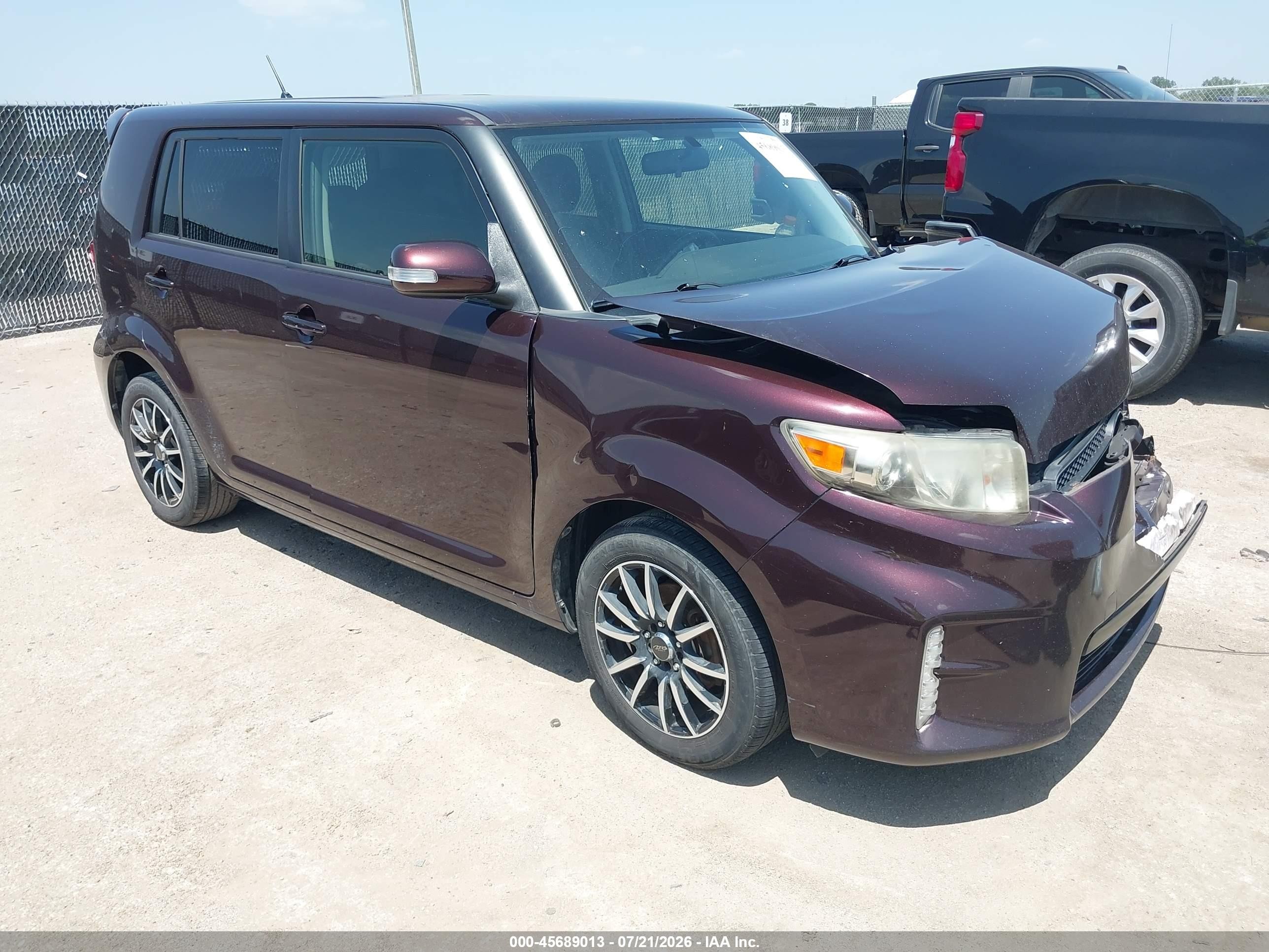2013 Scion xB, VIN JTLZE4FEXDJ036978 — Перед