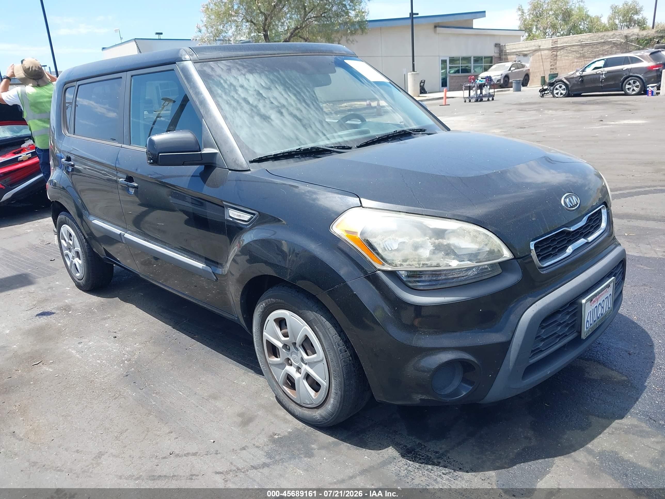2012 Kia Soul, VIN KNDJT2A55C7411410 — Rear end