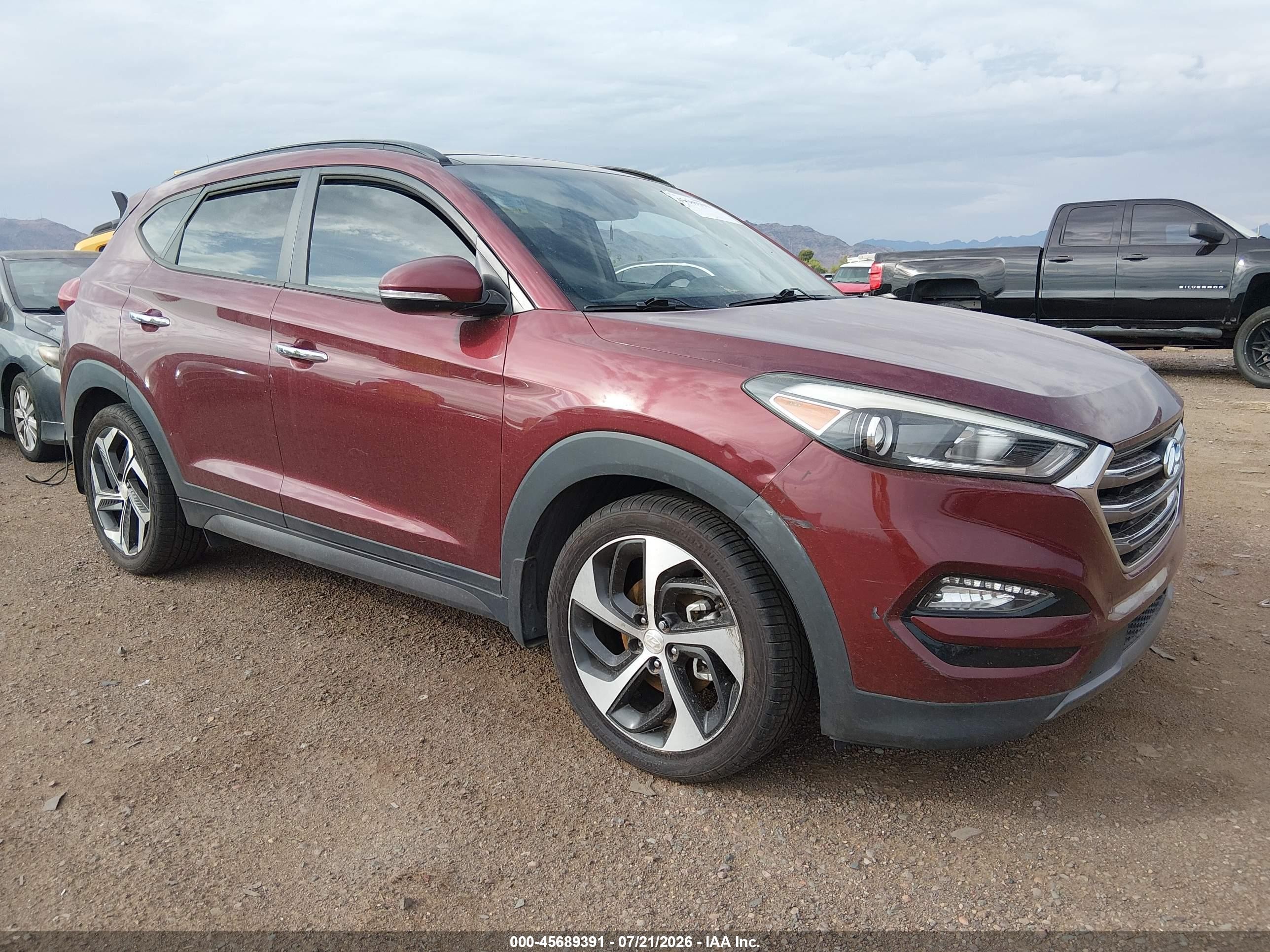 2016 Hyundai Tucson Limited, VIN KM8J33A2XGU159698 — Normal wear