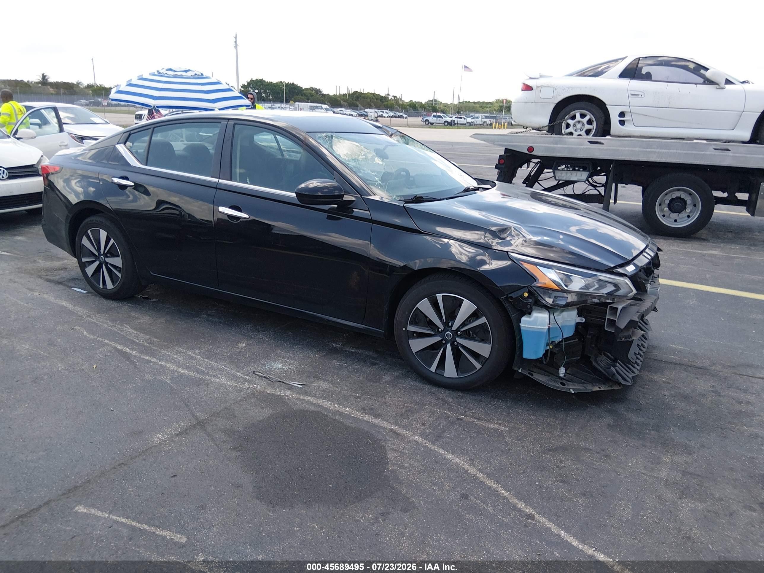 2022 Nissan Altima SV, VIN 1N4BL4DV4NN400978 — Front end