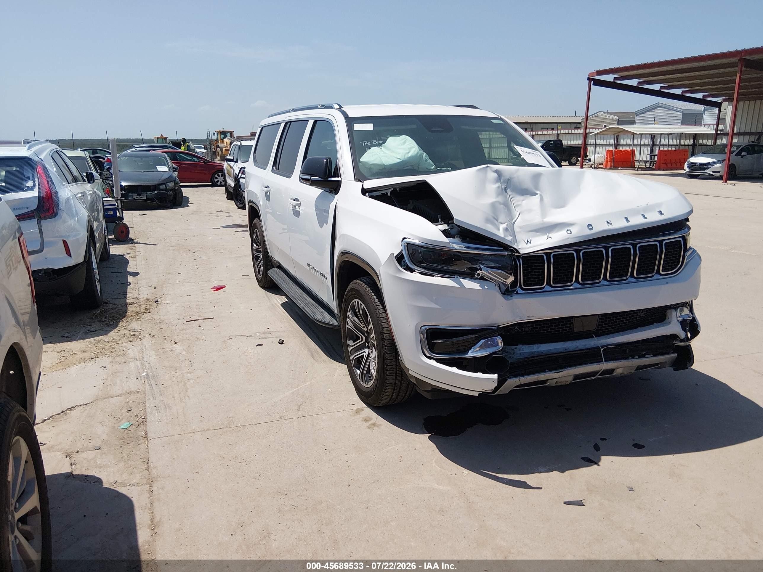 2025 Jeep Wagoneer Series II, VIN 1C4SJSBP9SS516618 — Перед