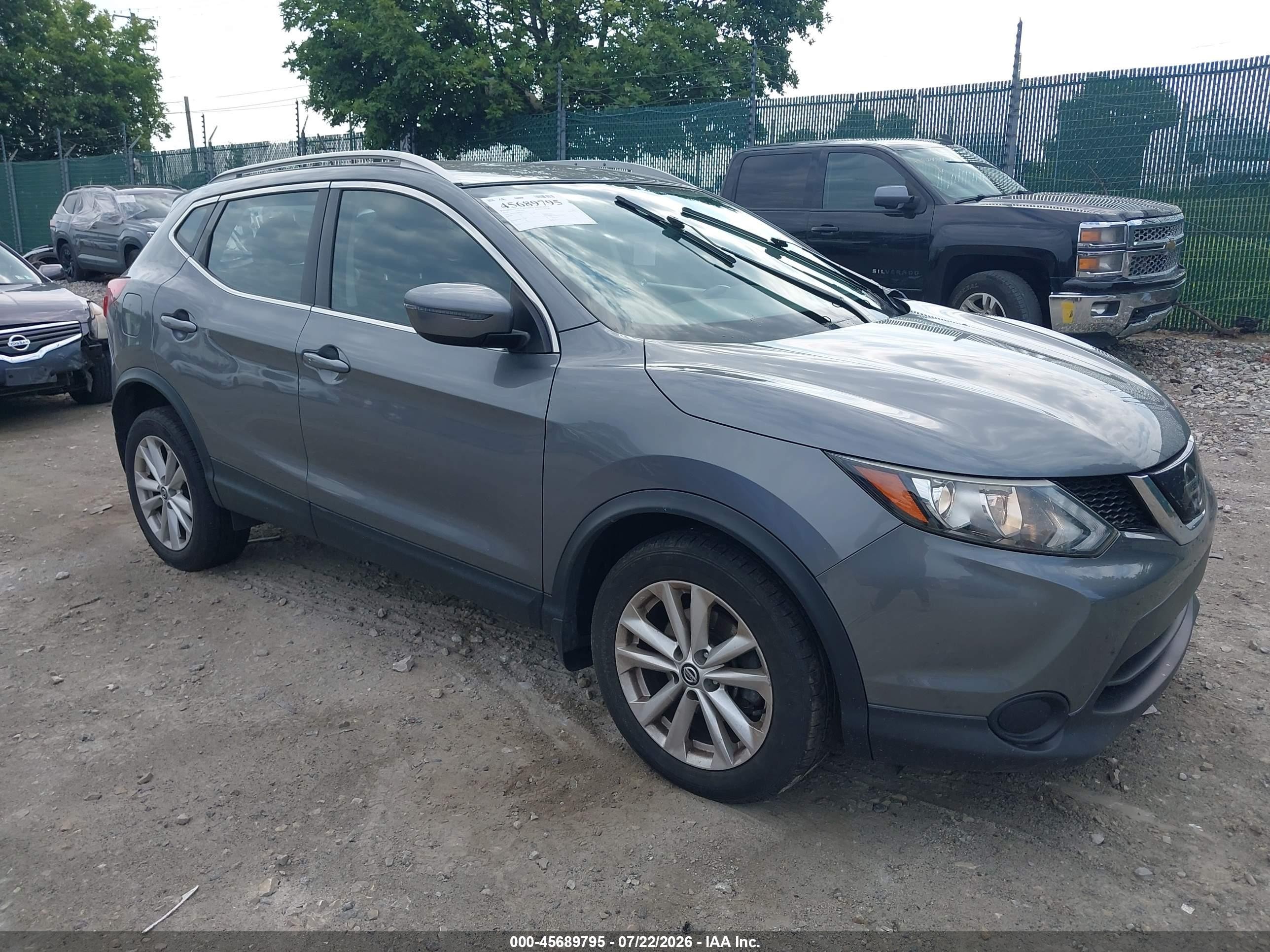 2019 Nissan Rogue SL, VIN JN1BJ1CR4KW625154 — Front end