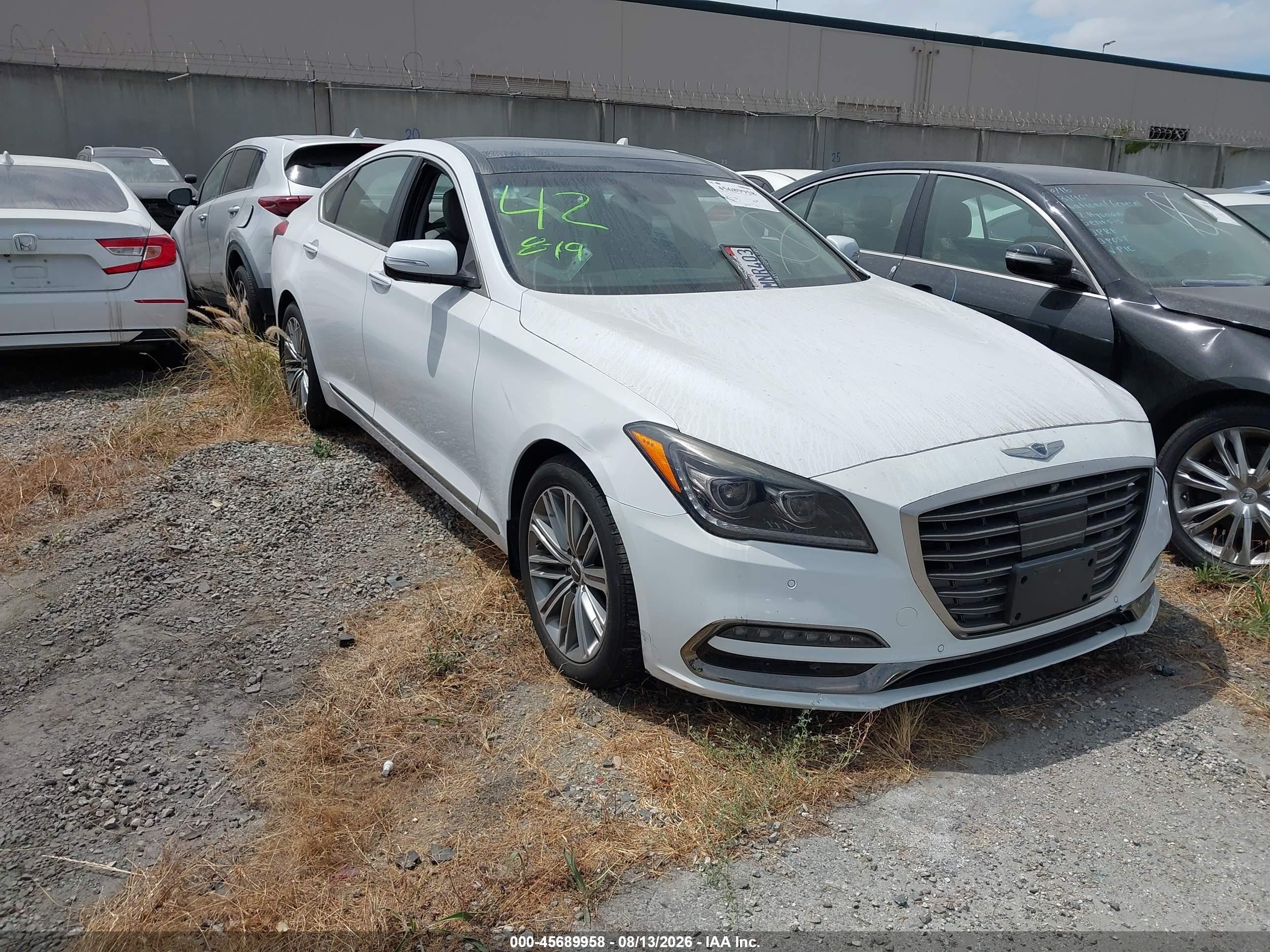 2019 Genesis G80 3.8L, VIN KMTFN4JE8KU315204 — Front end