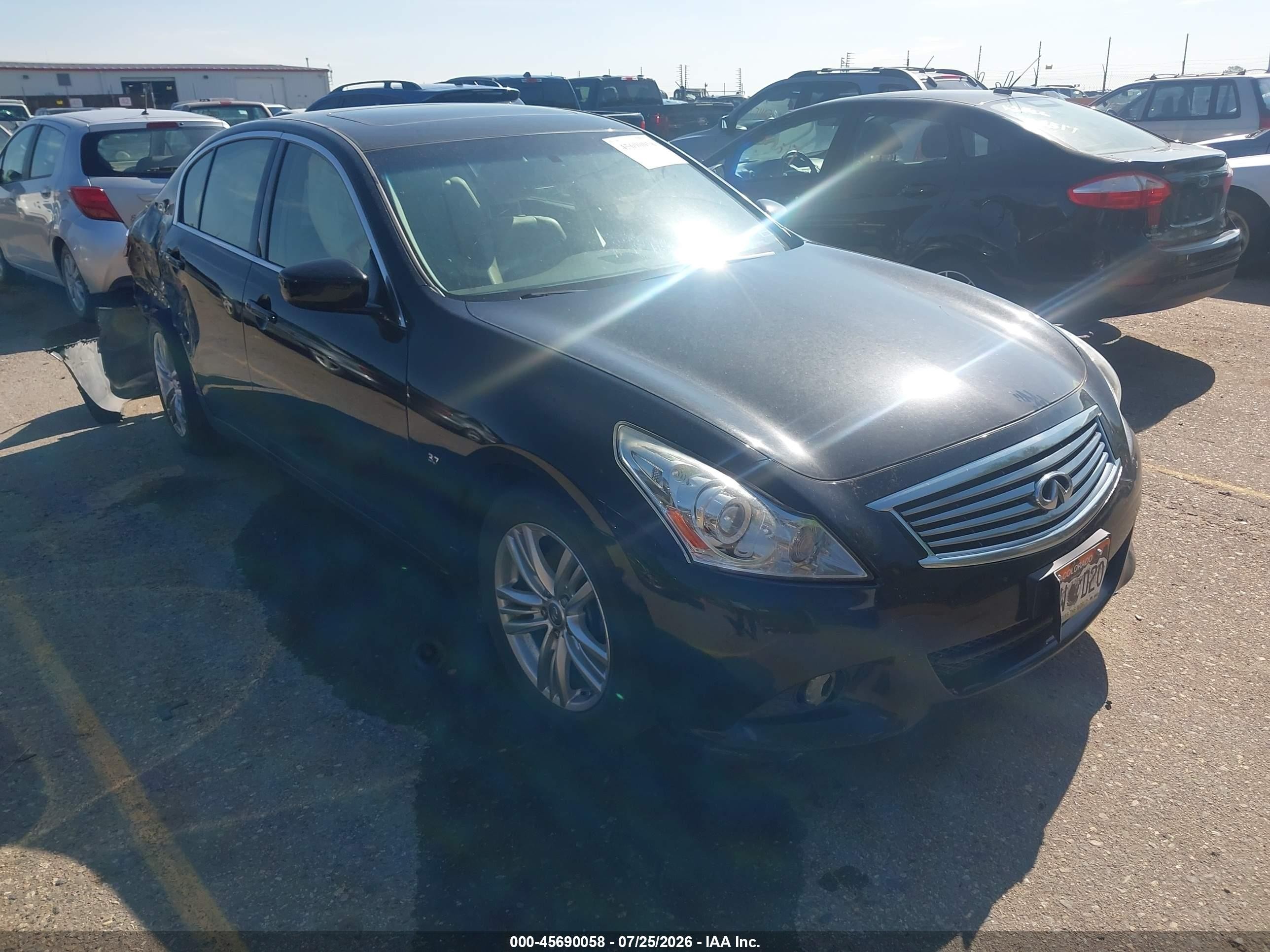 2015 Infiniti Q40, VIN JN1CV6AR8FM524628 — Normal wear