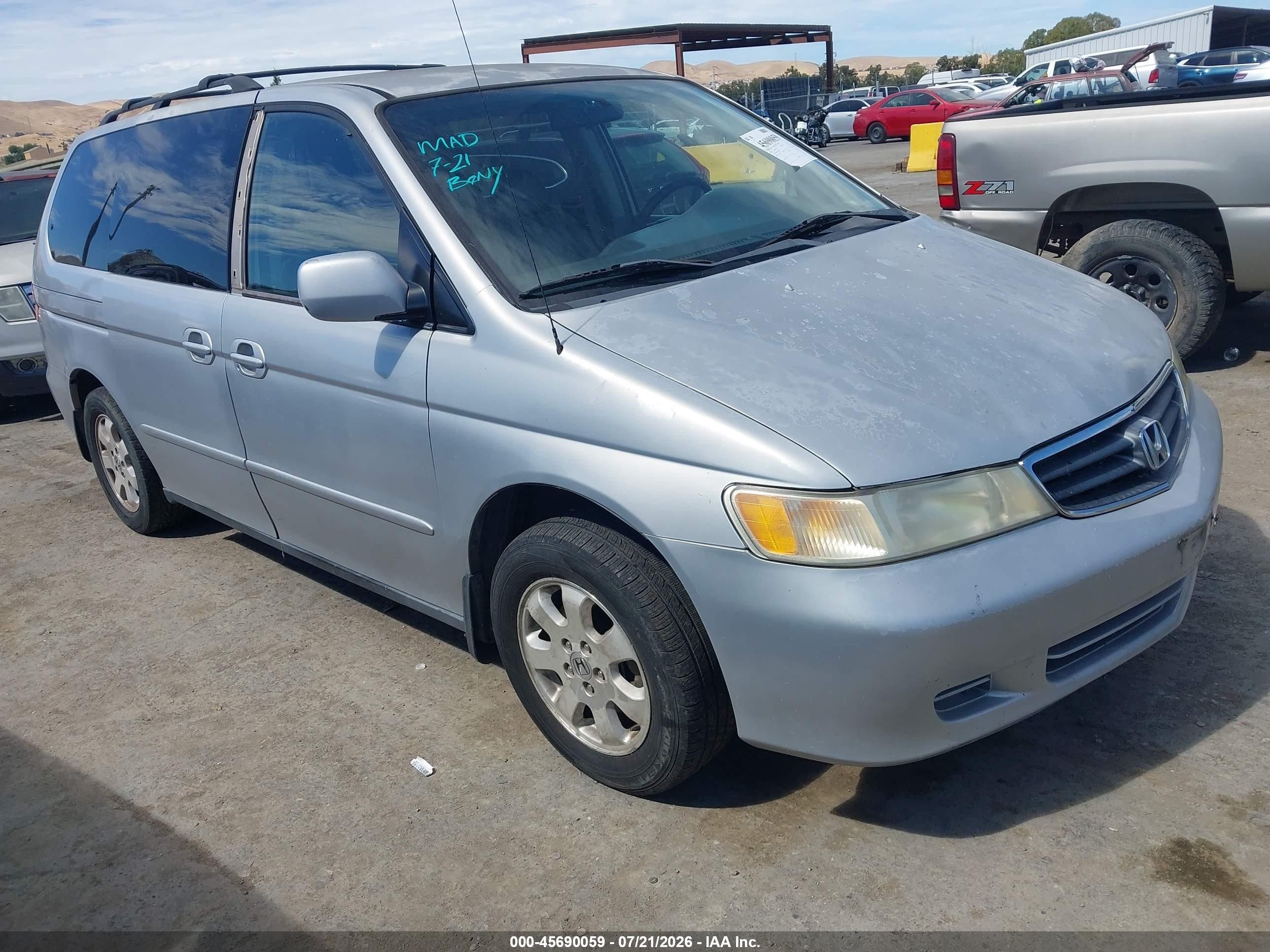 2003 Honda Odyssey EX-L, VIN 5FNRL189X3B016316 — Normal wear