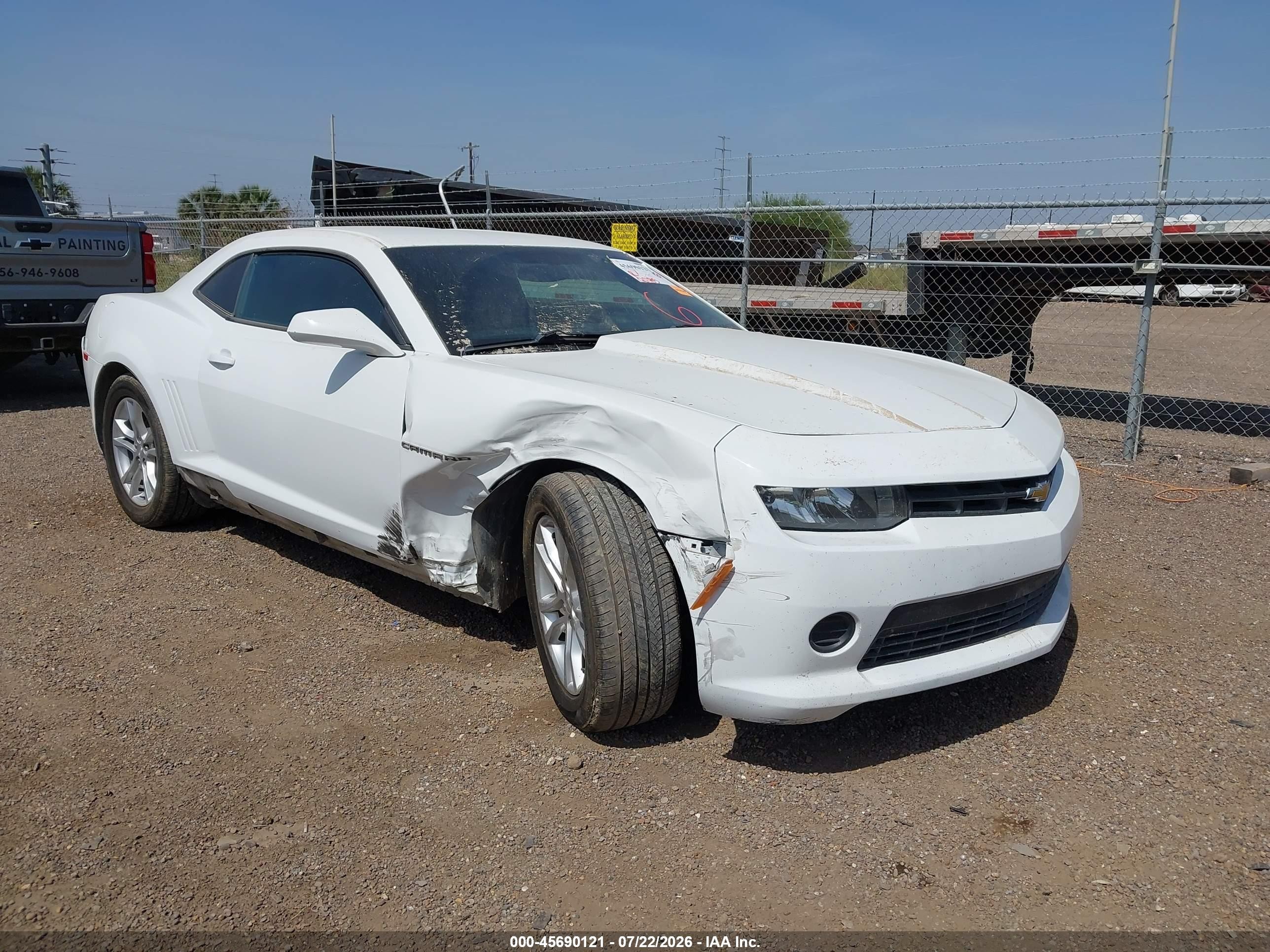2015 Chevrolet Camaro LS, VIN 2G1FB1E38F9135683 — Side