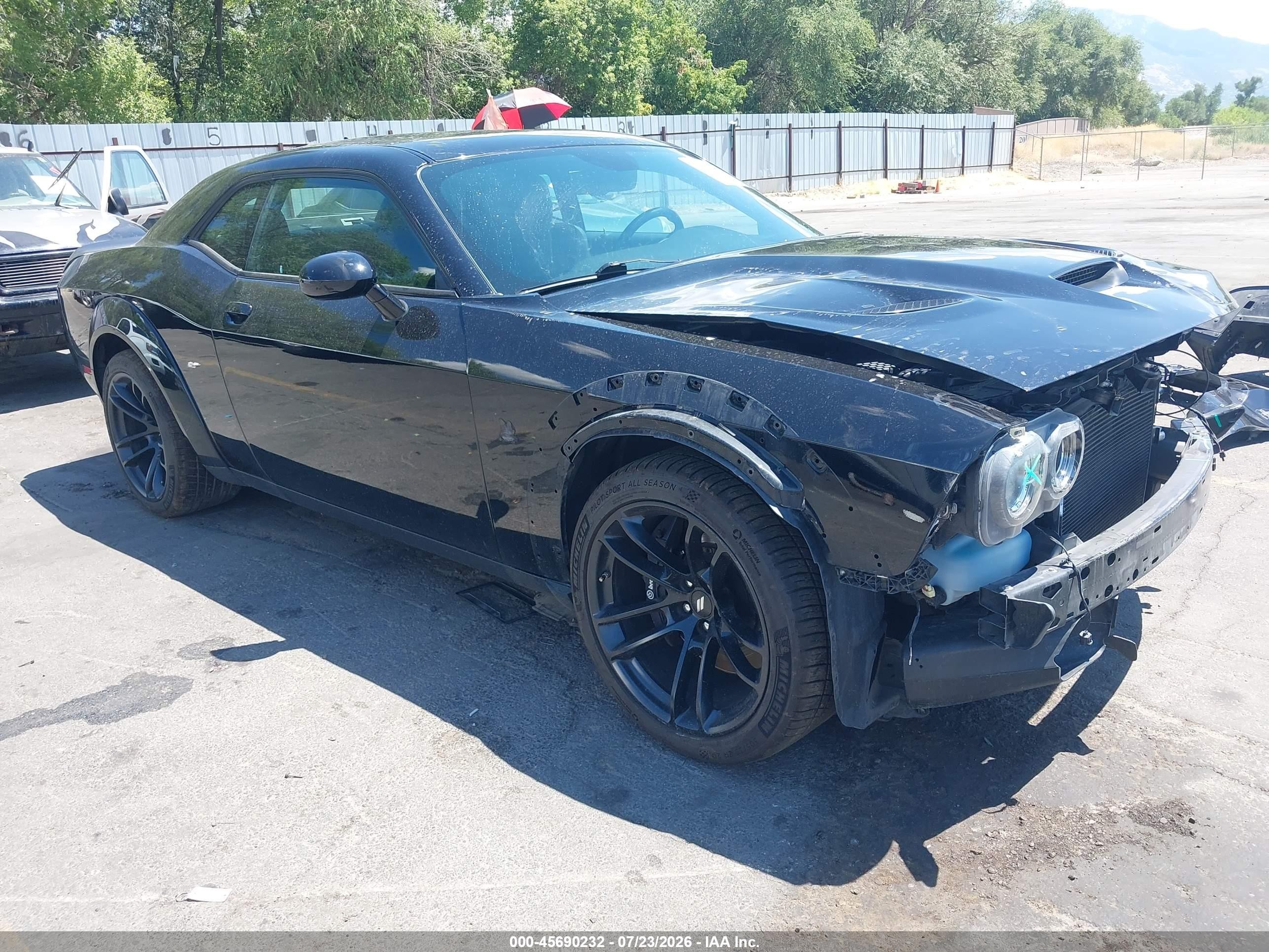 2020 Dodge Challenger R/T Scat Pack, VIN 2C3CDZFJ0LH117359 — Front end