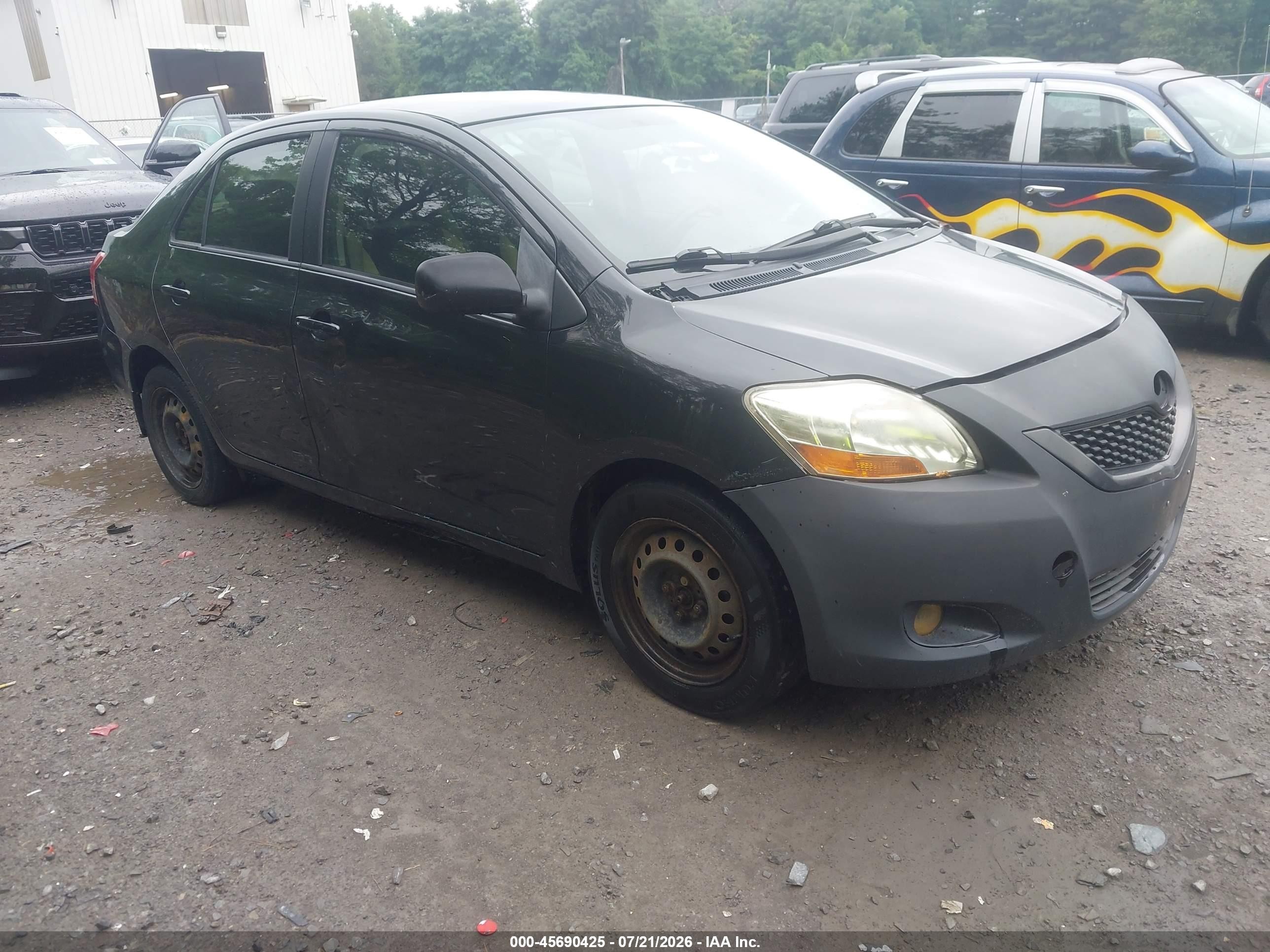 2008 Toyota Yaris, VIN JTDBT923284013171 — Normal wear