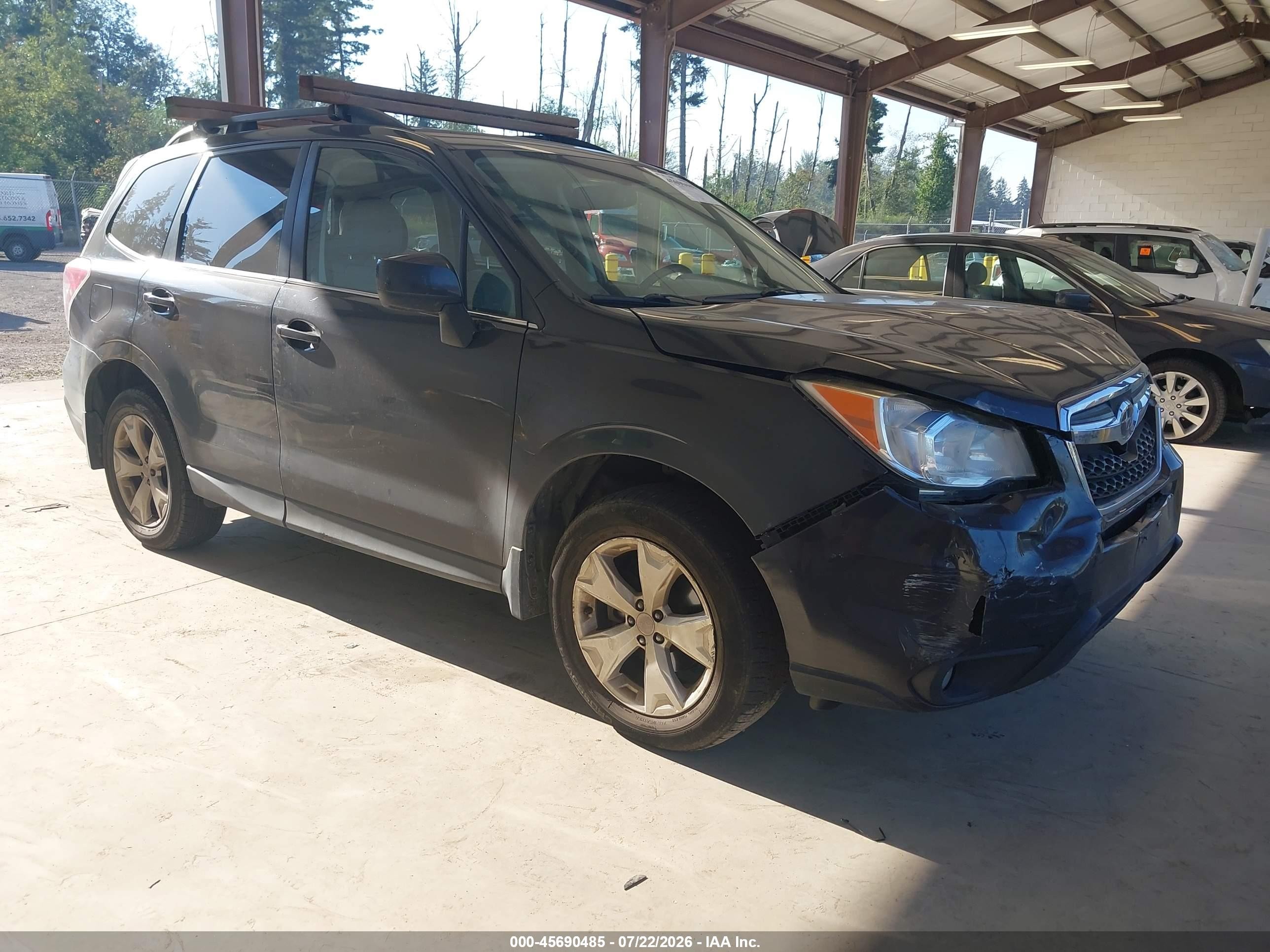 2014 Subaru Forester Limited, VIN JF2SJAHC1EH439423 — Front end