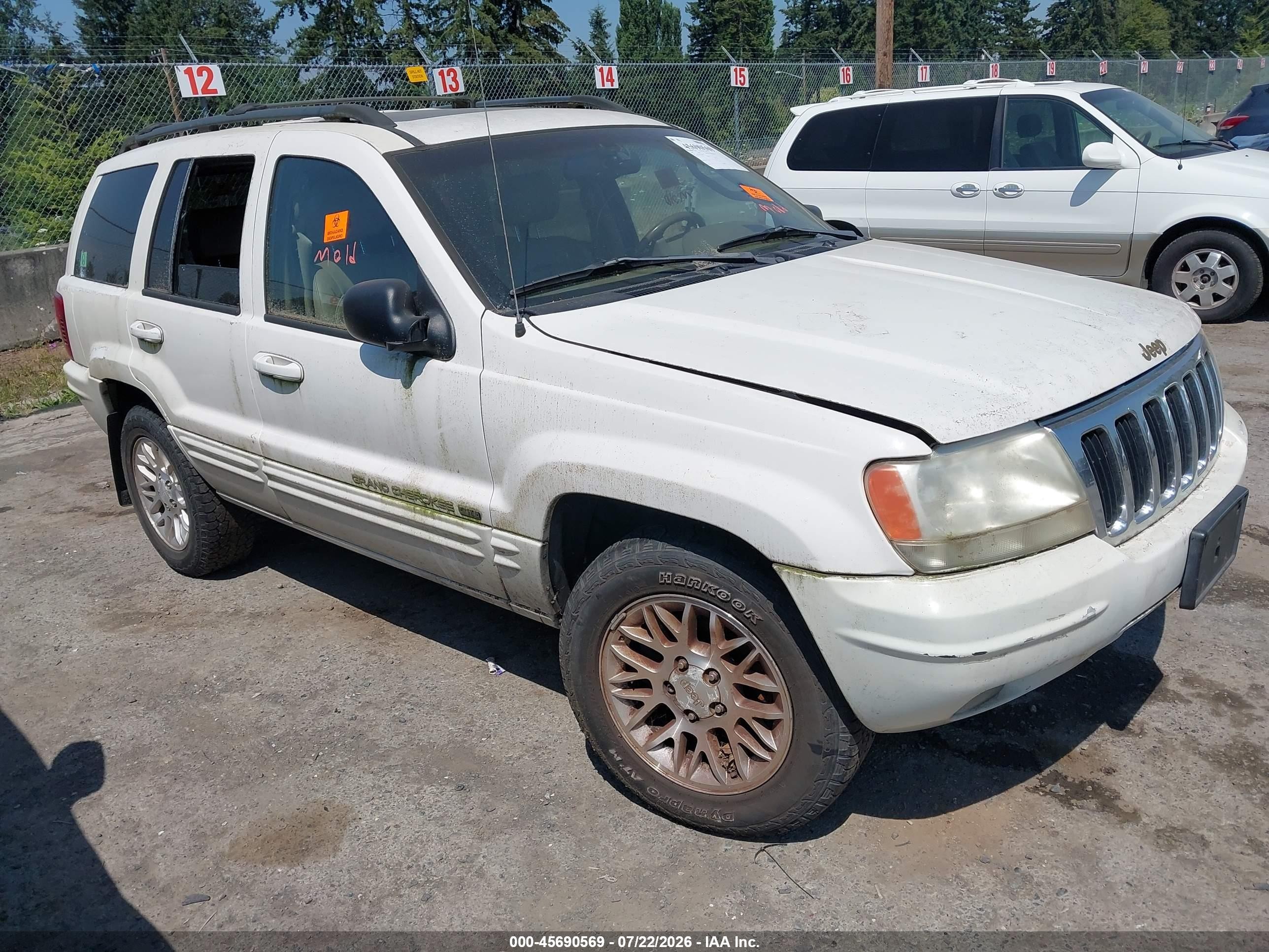 2002 Jeep Grand Cherokee Limited, VIN 1J8GW58S72C228927 — Normal wear