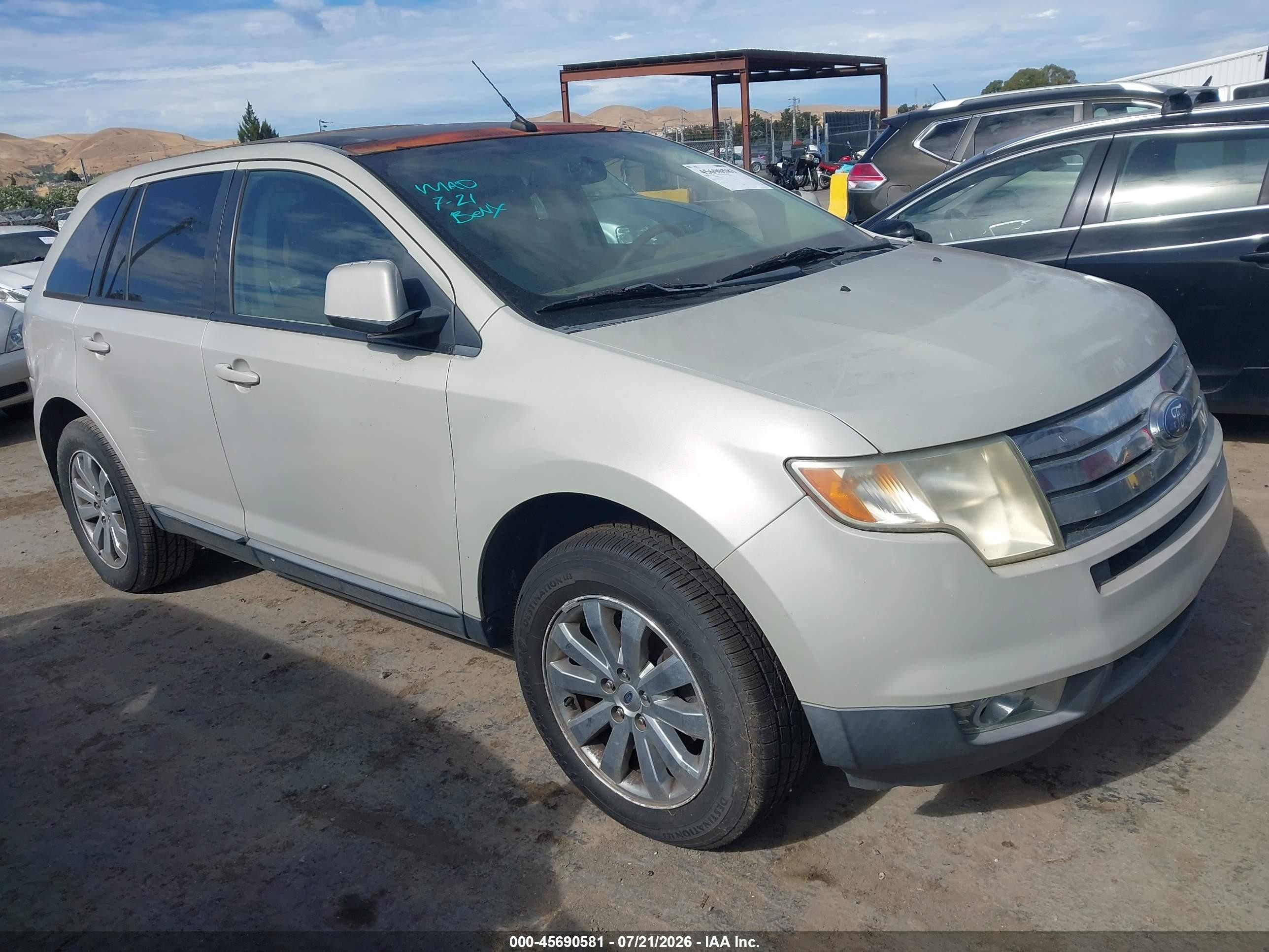 2007 Ford Edge SEL, VIN 2FMDK48C67BA87974 — Normal wear