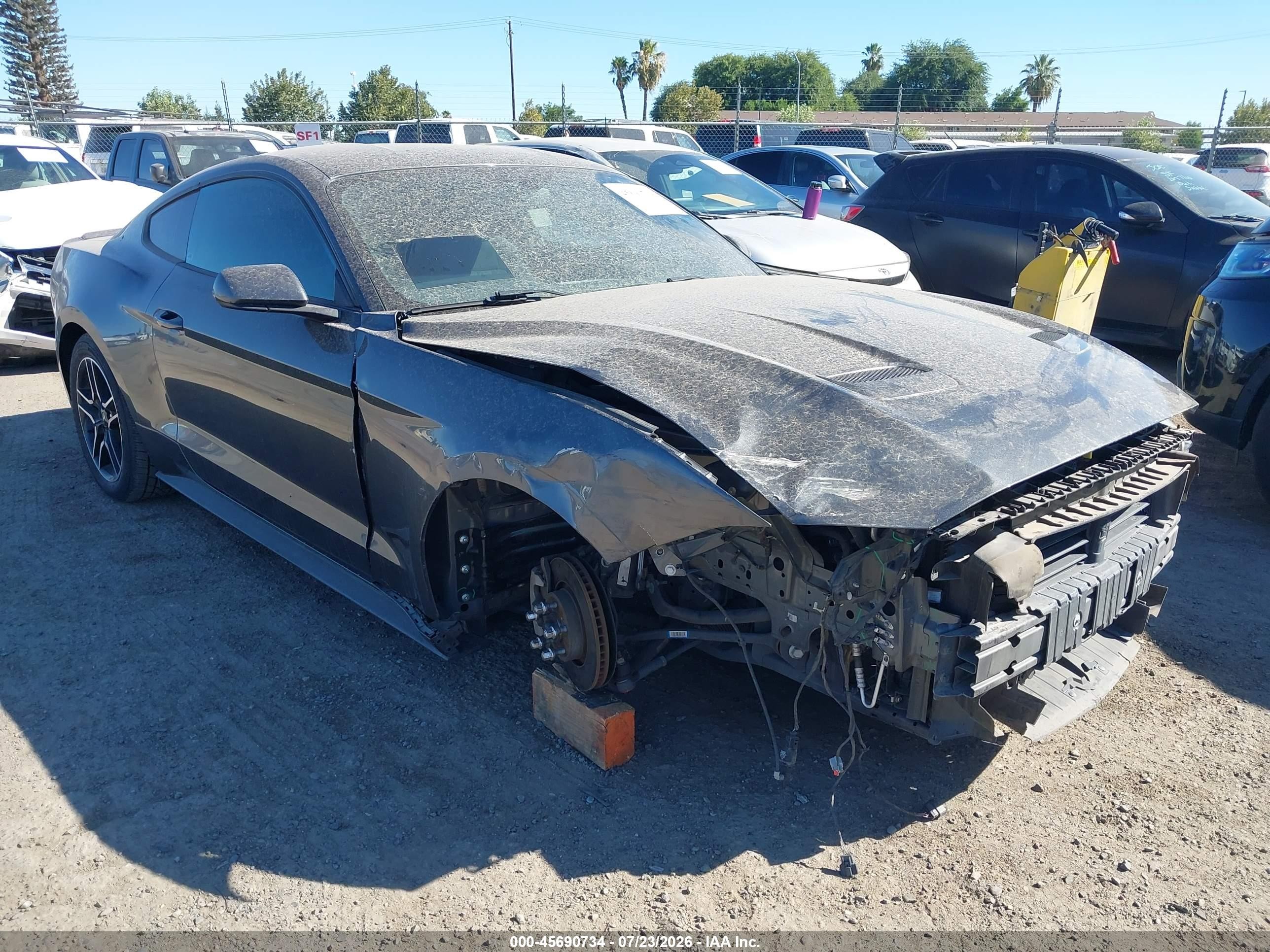 2019 Ford Mustang EcoBoost, VIN 1FA6P8TH7K5194916 — Front end