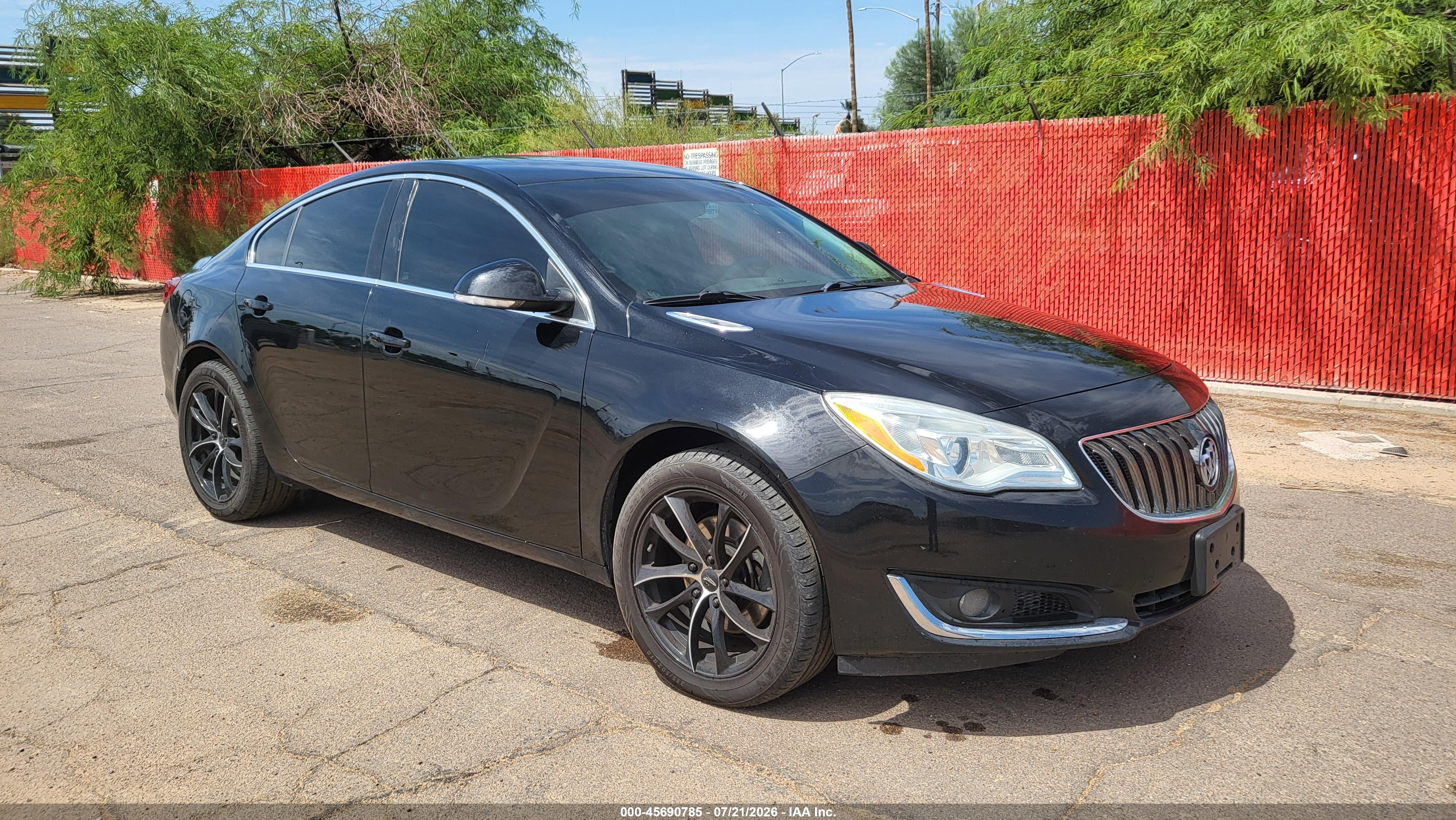 2016 Buick Regal, VIN 2G4GL5EX6G9111544 — Normal wear