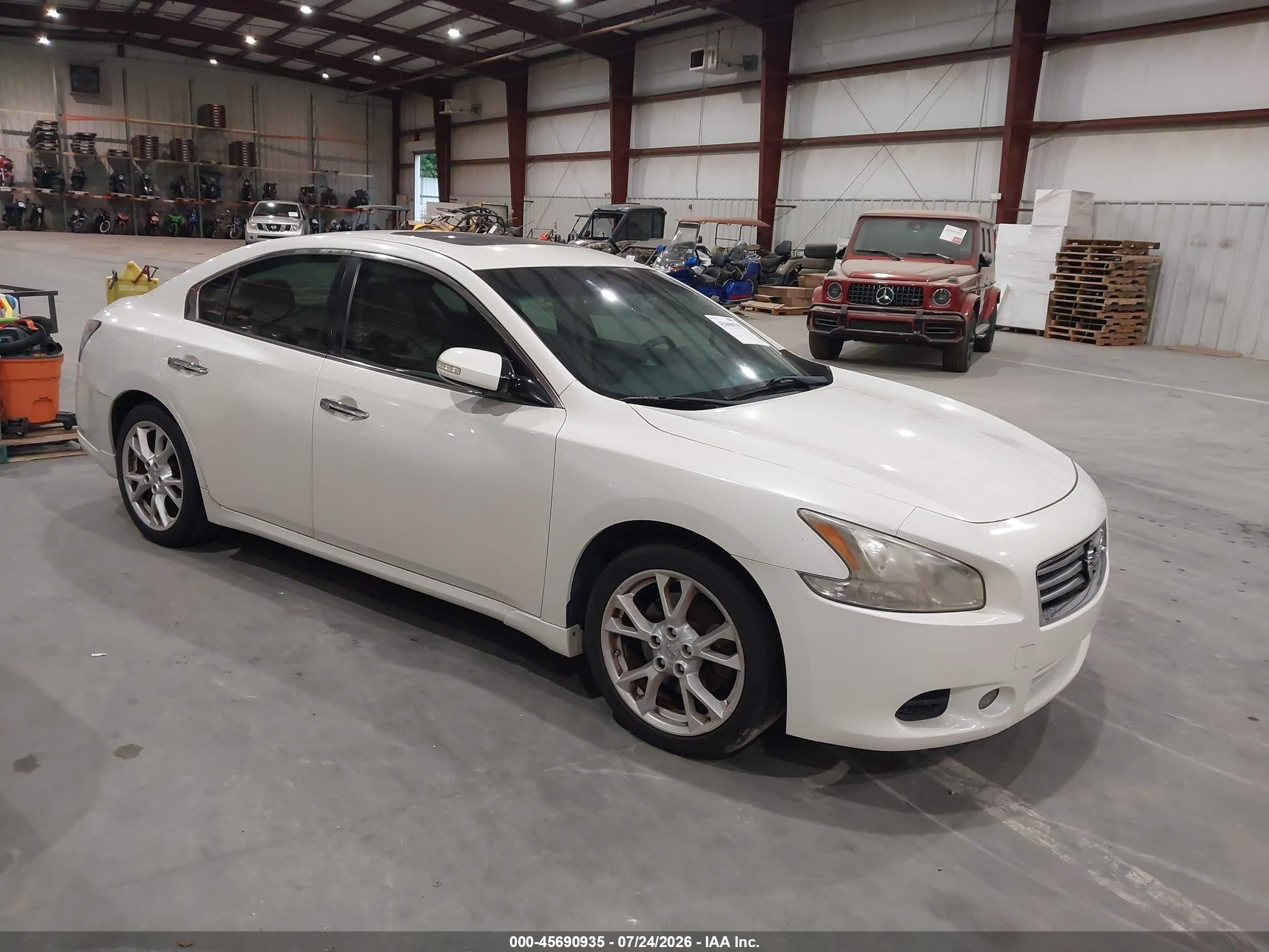 2013 Nissan Maxima SV, VIN 1N4AA5AP6DC845536 — Обычный износ