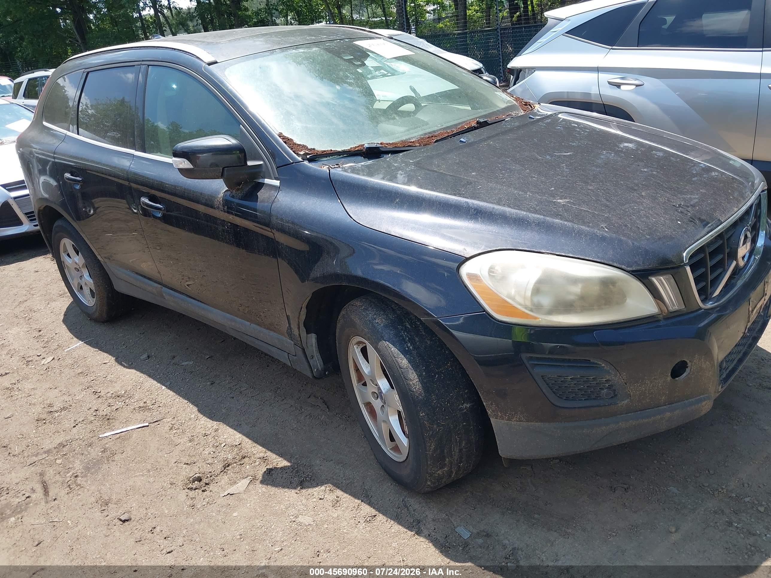 2011 Volvo XC60 3.2L, VIN YV4952DZ9B2163120 — Normal wear