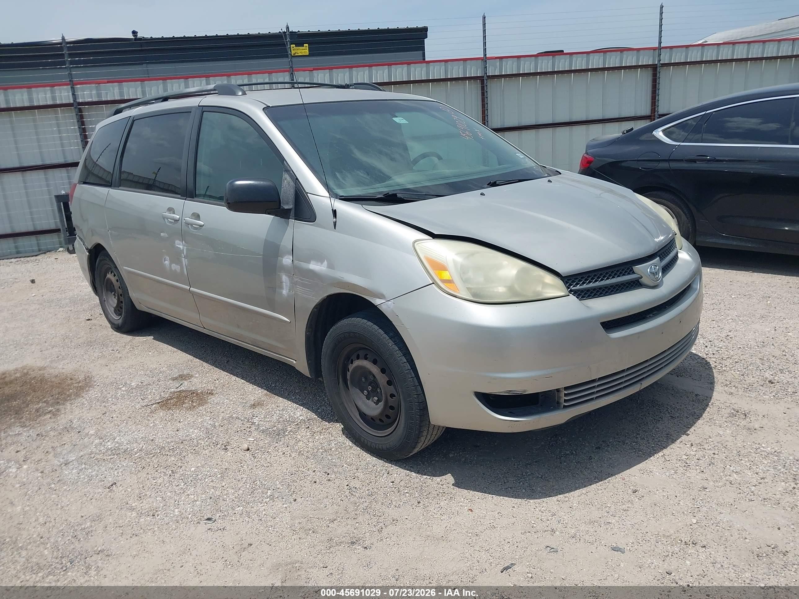 2005 Toyota Sienna LE, VIN 5TDZA23C75S328221 — Обычный износ