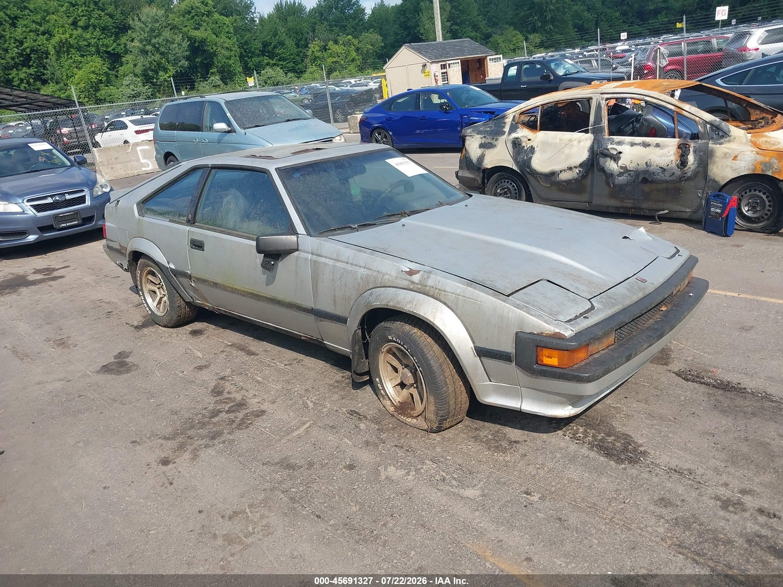1985 Toyota Supra, VIN JT2MA67L3F0143138 — Normal wear