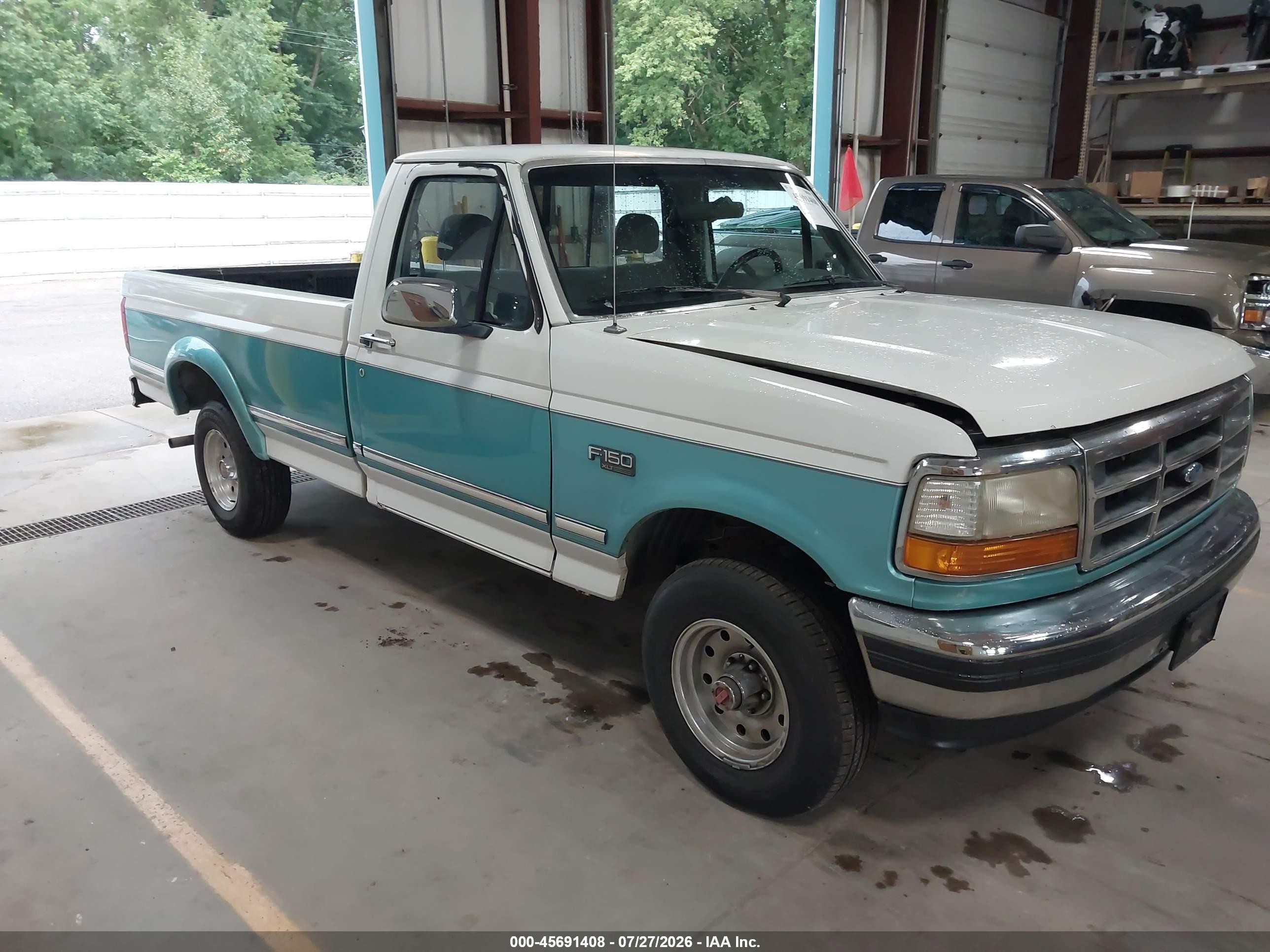 1994 Ford F-150, VIN 1FTEF14N2RLA47493 — Normal wear