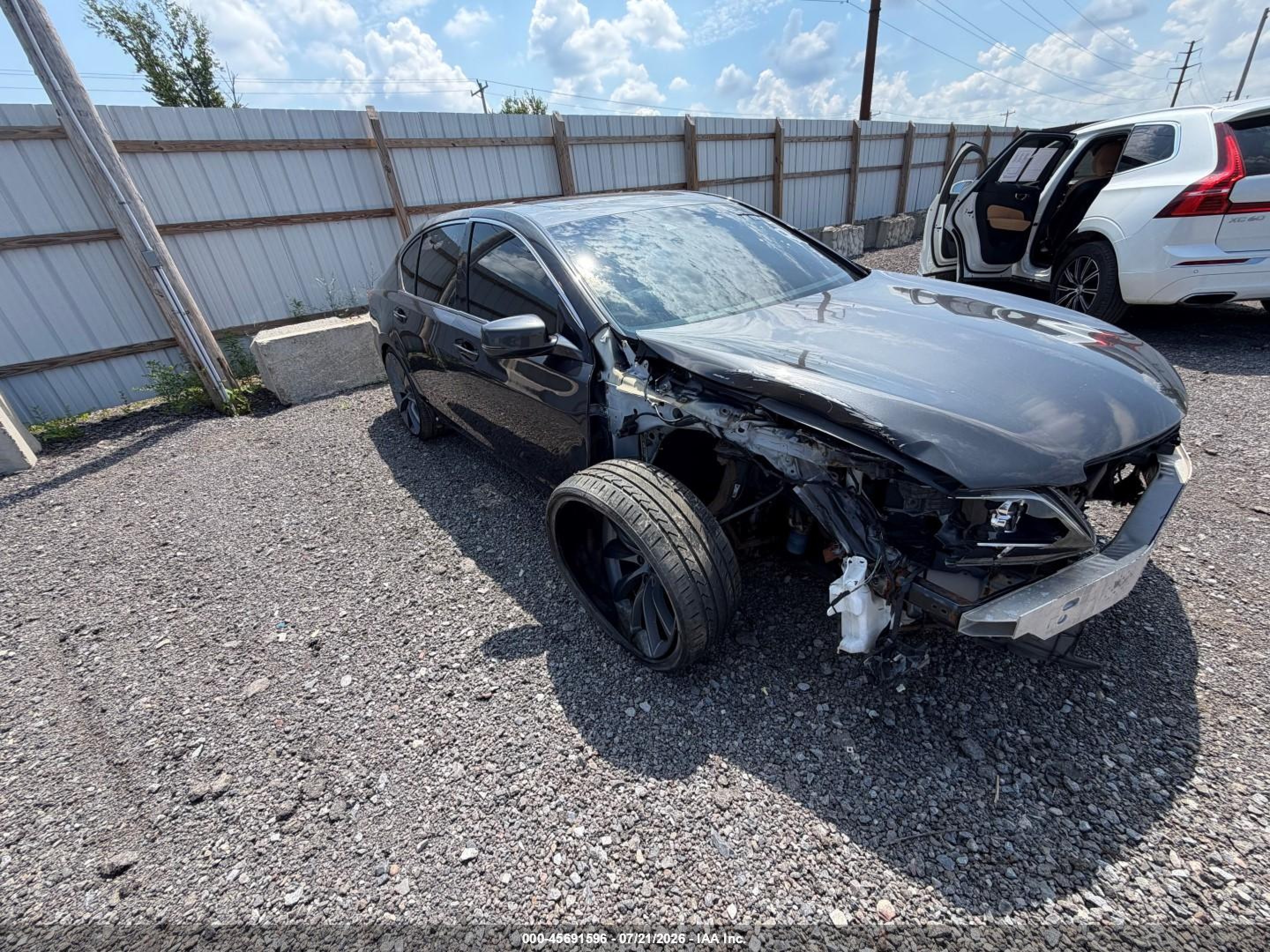 2014 Acura RLX, VIN JH4KC1F36EC003643 — Front end