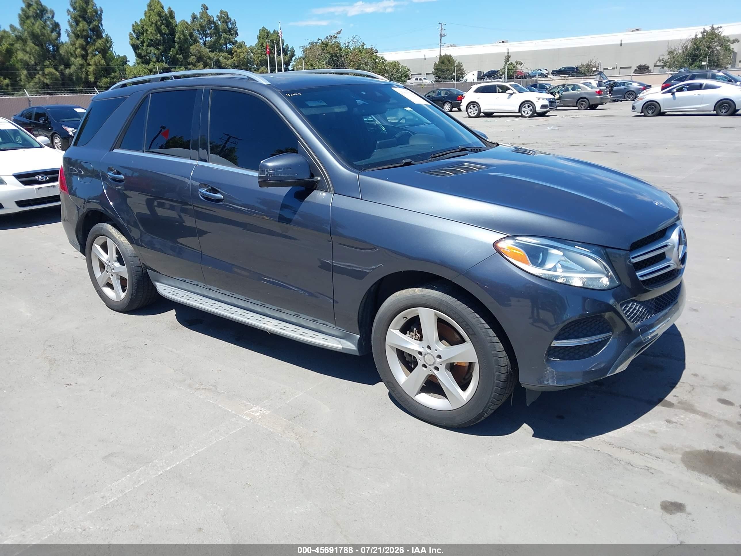 2016 Mercedes-Benz GLE 350, VIN 4JGDA5JB6GA779559 — Normal wear