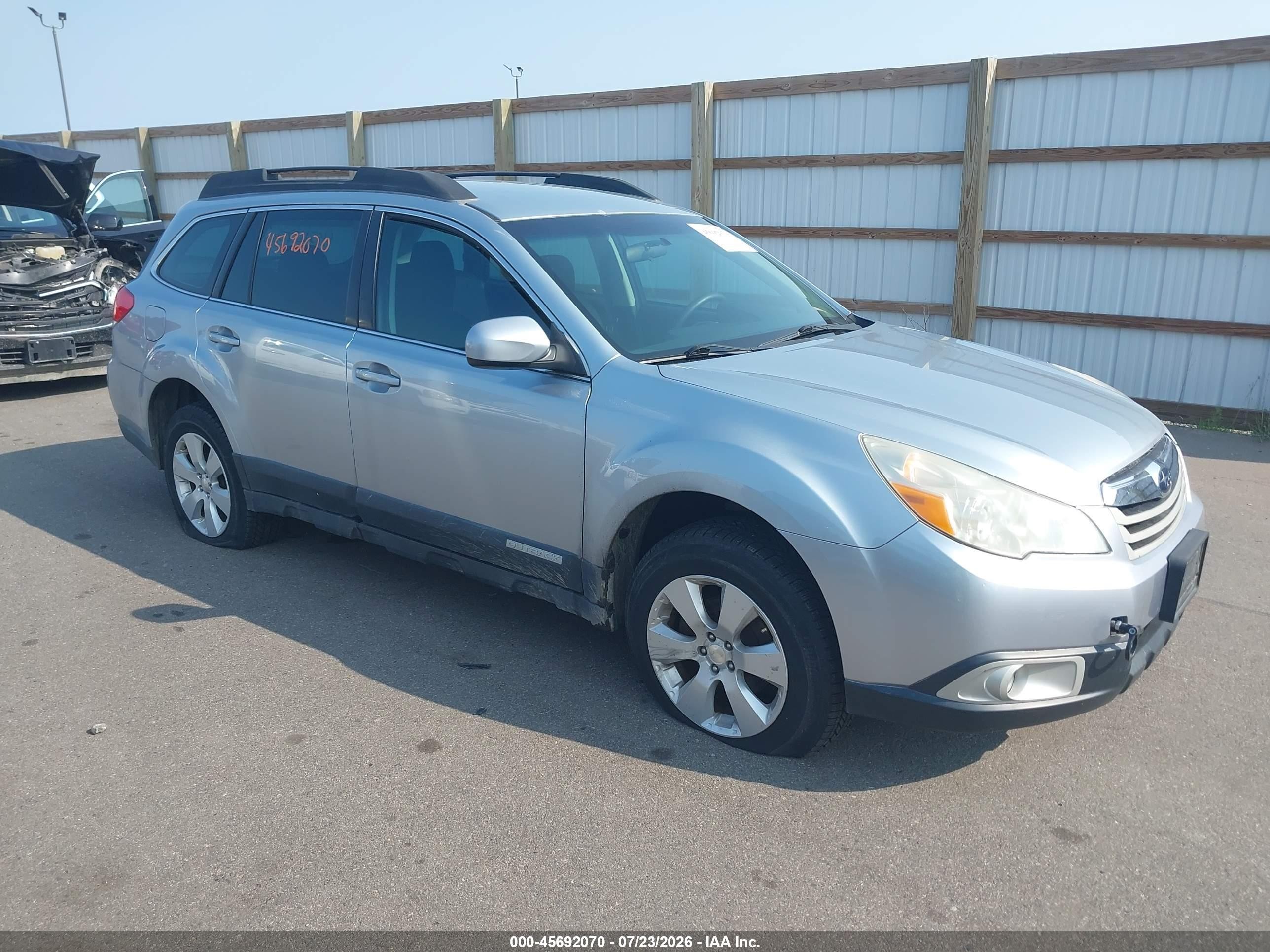 2012 Subaru Outback 2.5i, VIN 4S4BRBAC3C3286248 — Normal wear