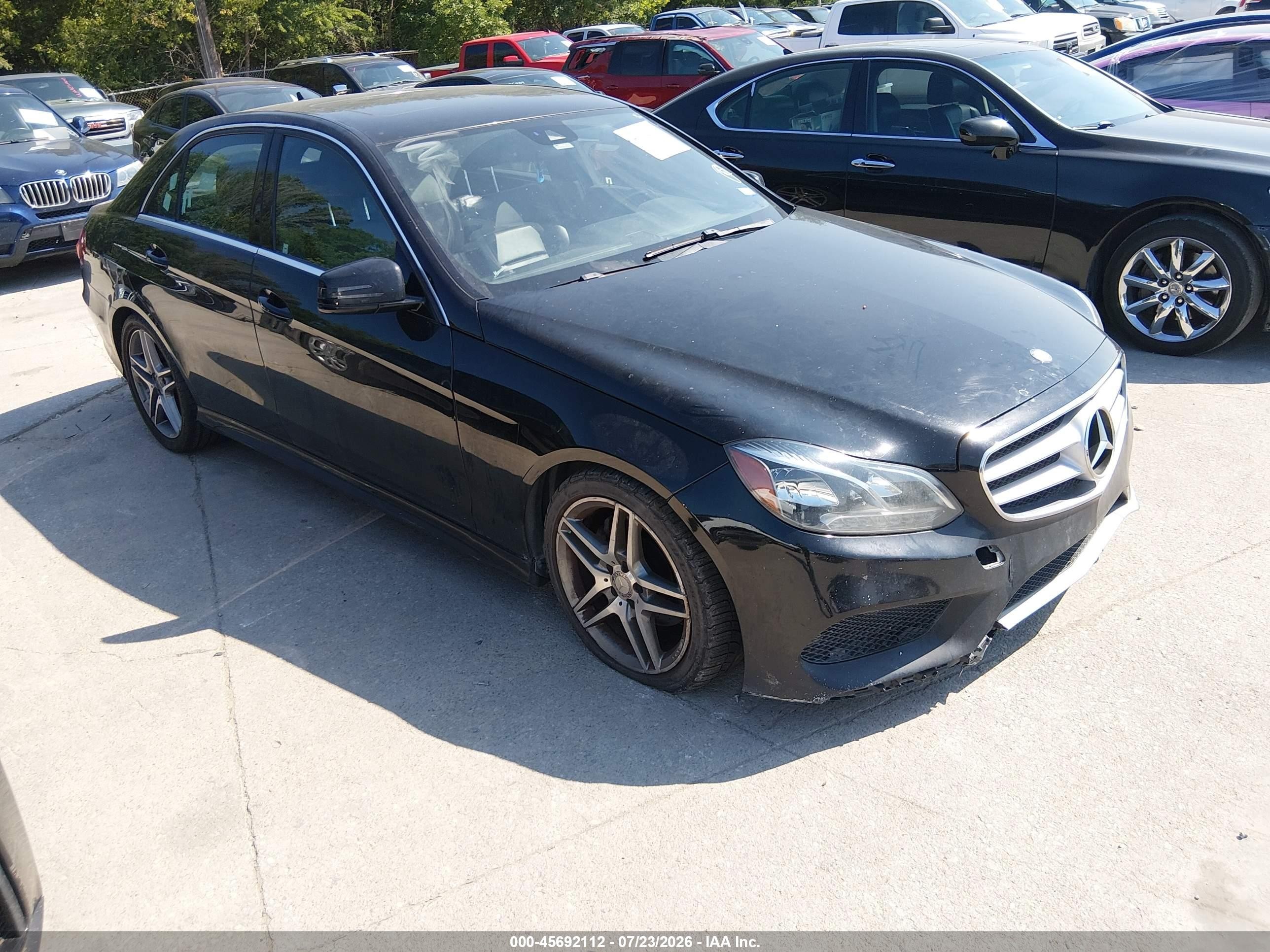 2015 Mercedes-Benz E 350 Sport, VIN WDDHF5KB1FB143510 — Normal wear