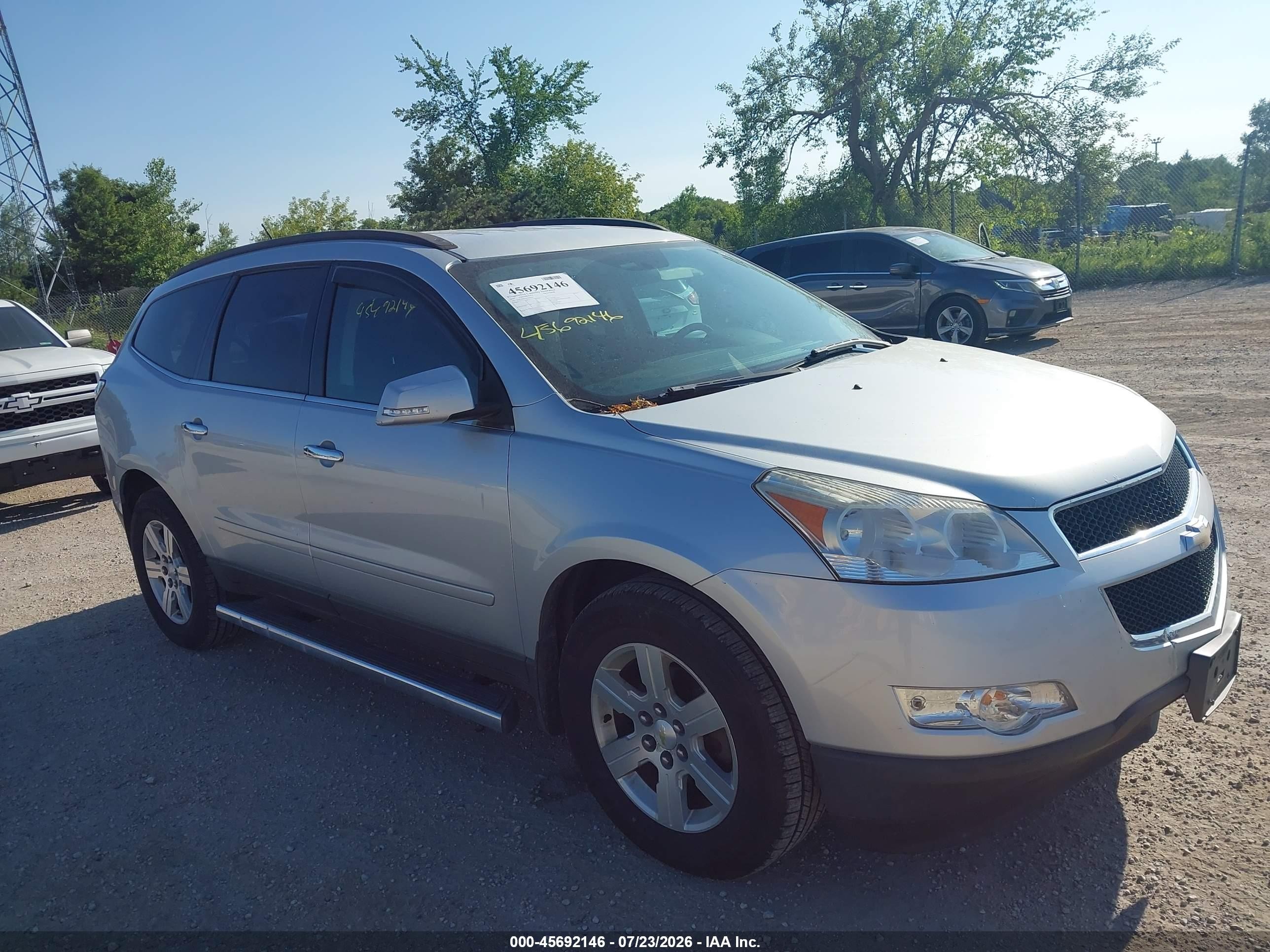 2010 Chevrolet Traverse 1LT, VIN 1GNLVFED4AJ249241 — Rear end