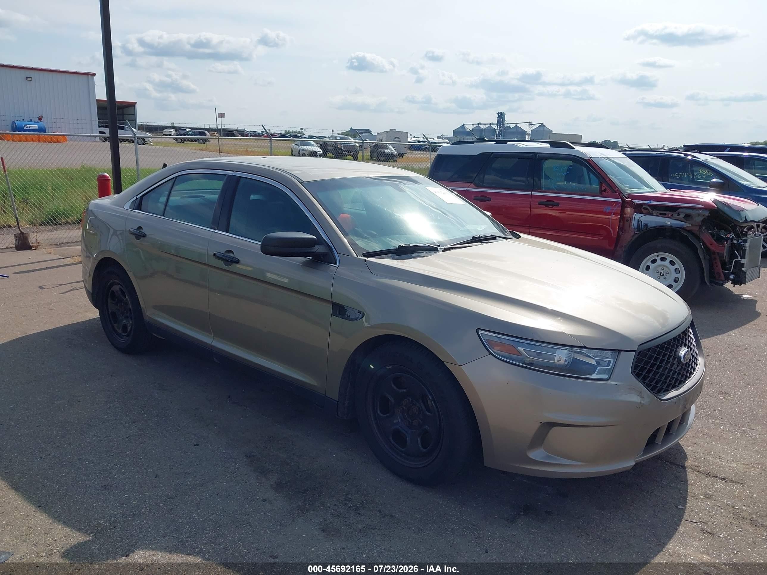 2013 Ford Police Interceptor, VIN 1FAHP2M81DG121455 — Front end