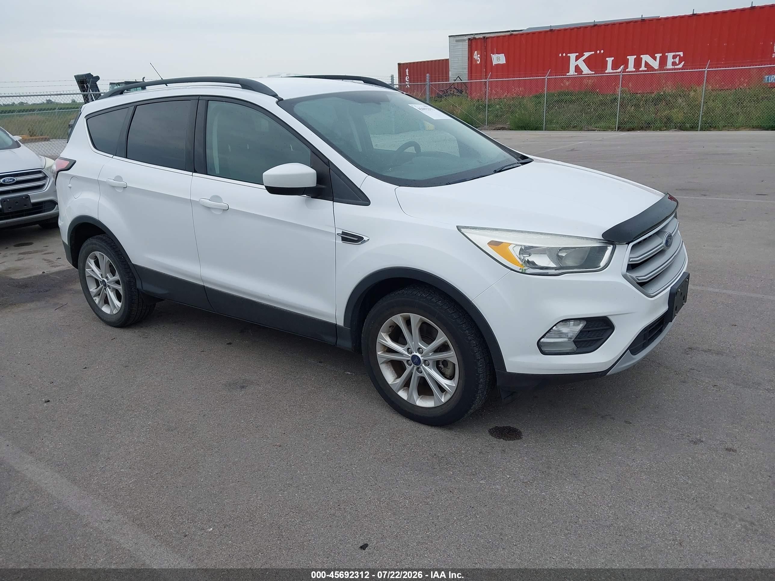 2018 Ford Escape SE, VIN 1FMCU9GD3JUB73080 — Normal wear