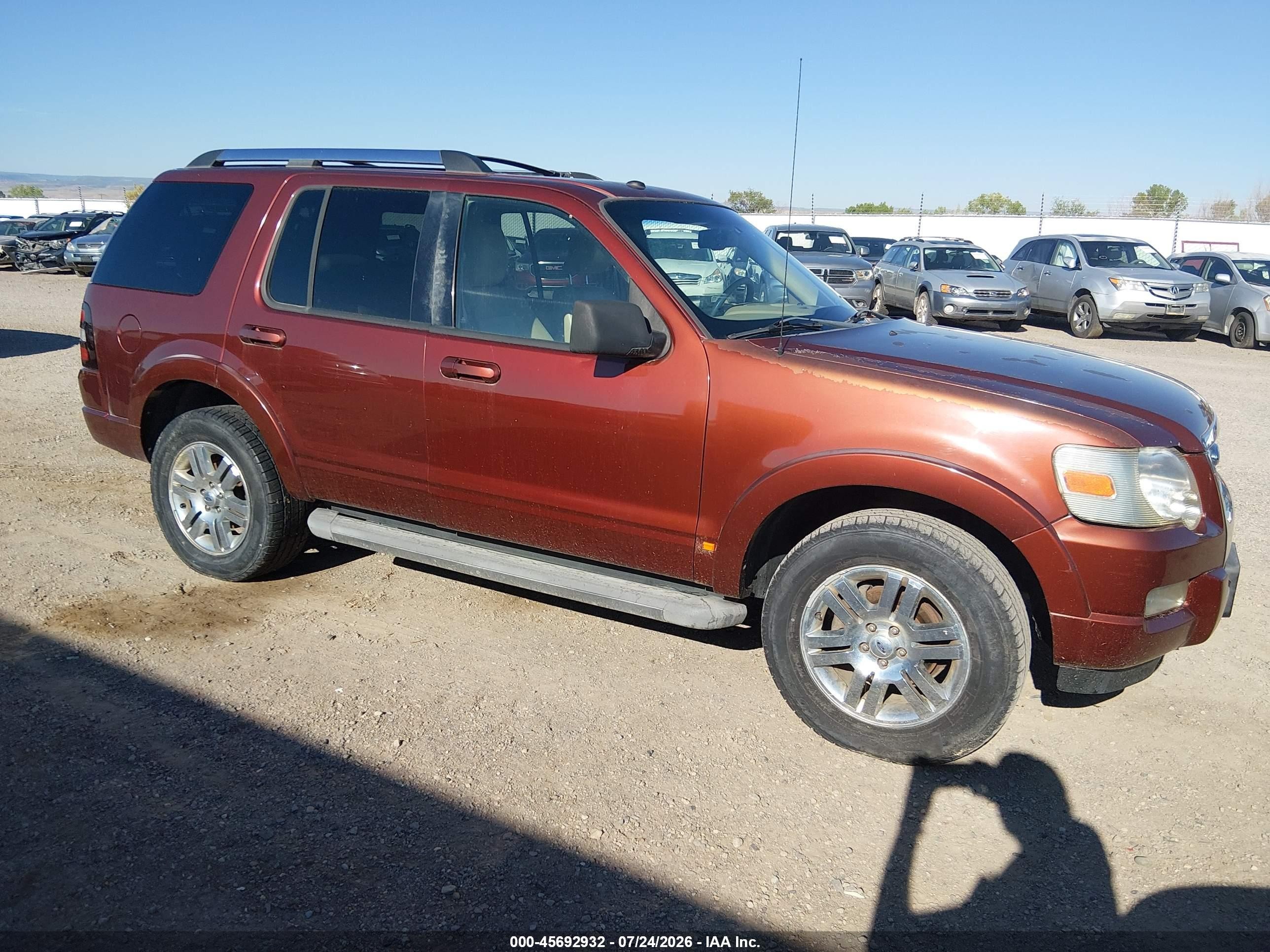 2010 Ford Explorer Limited, VIN 1FMEU7FE2AUA30256 — Normal wear