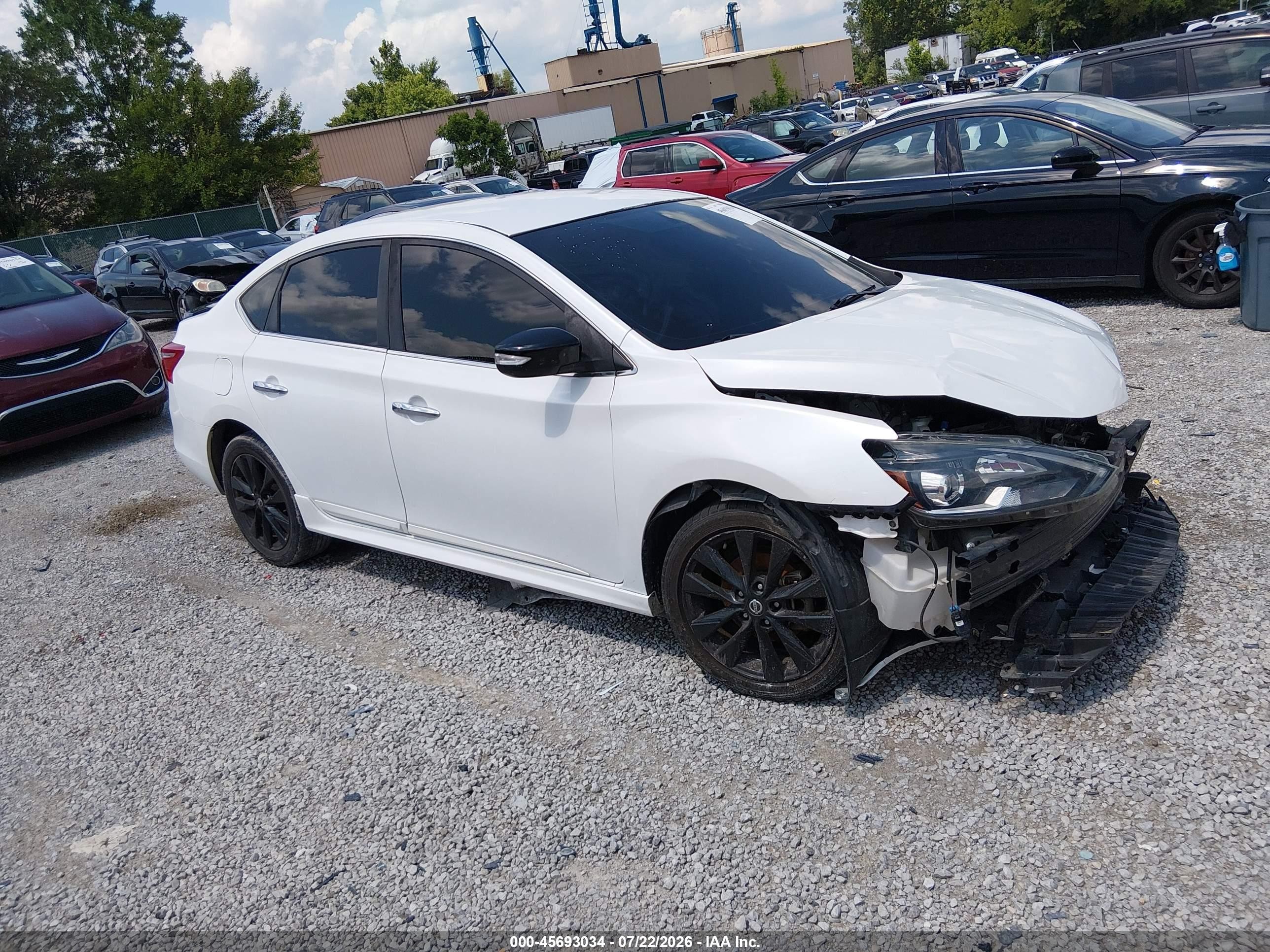 2018 Nissan Sentra SR, VIN 3N1AB7AP9JY339109 — Front end