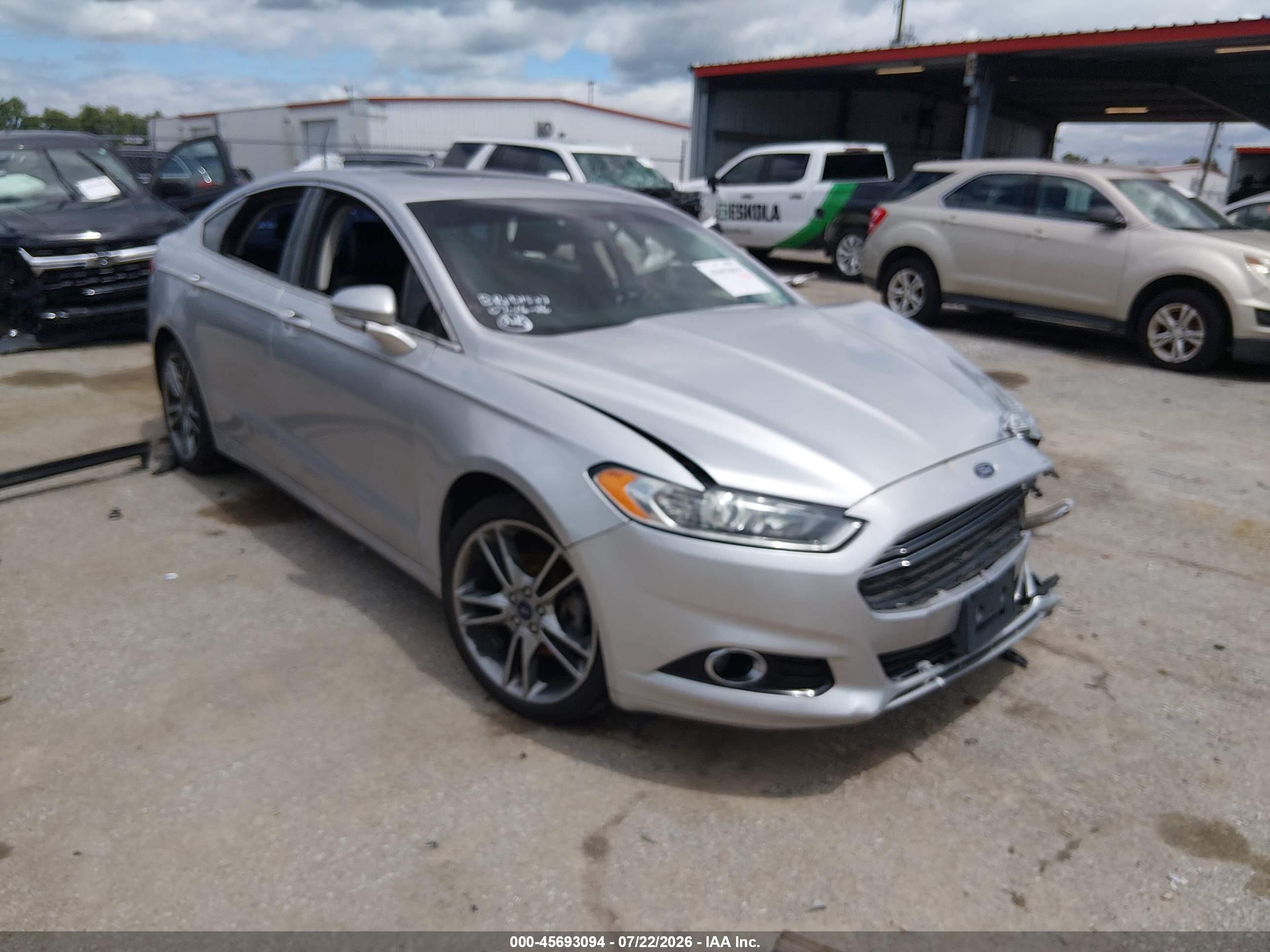 2015 Ford Fusion Titanium, VIN 3FA6P0D92FR272692 — Front end
