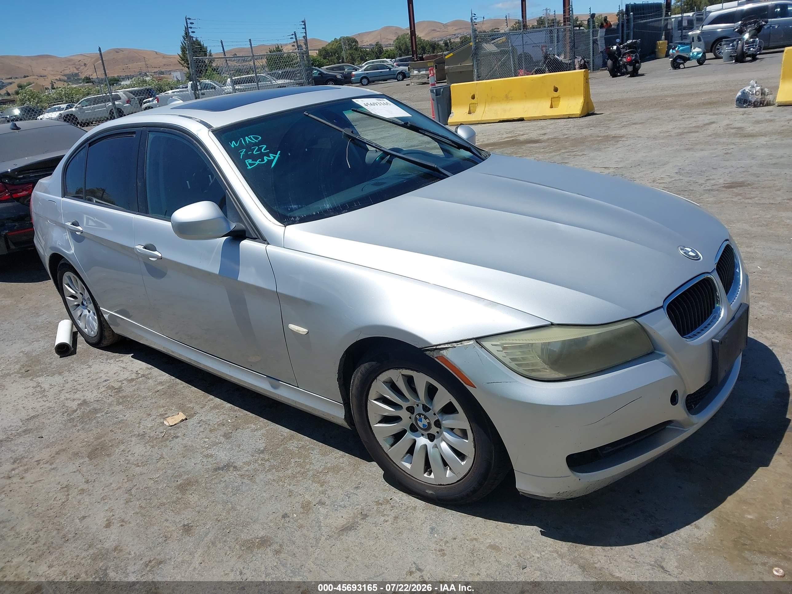 2009 BMW 3 Series 328i, VIN WBAPH575X9NL78829 — Обычный износ