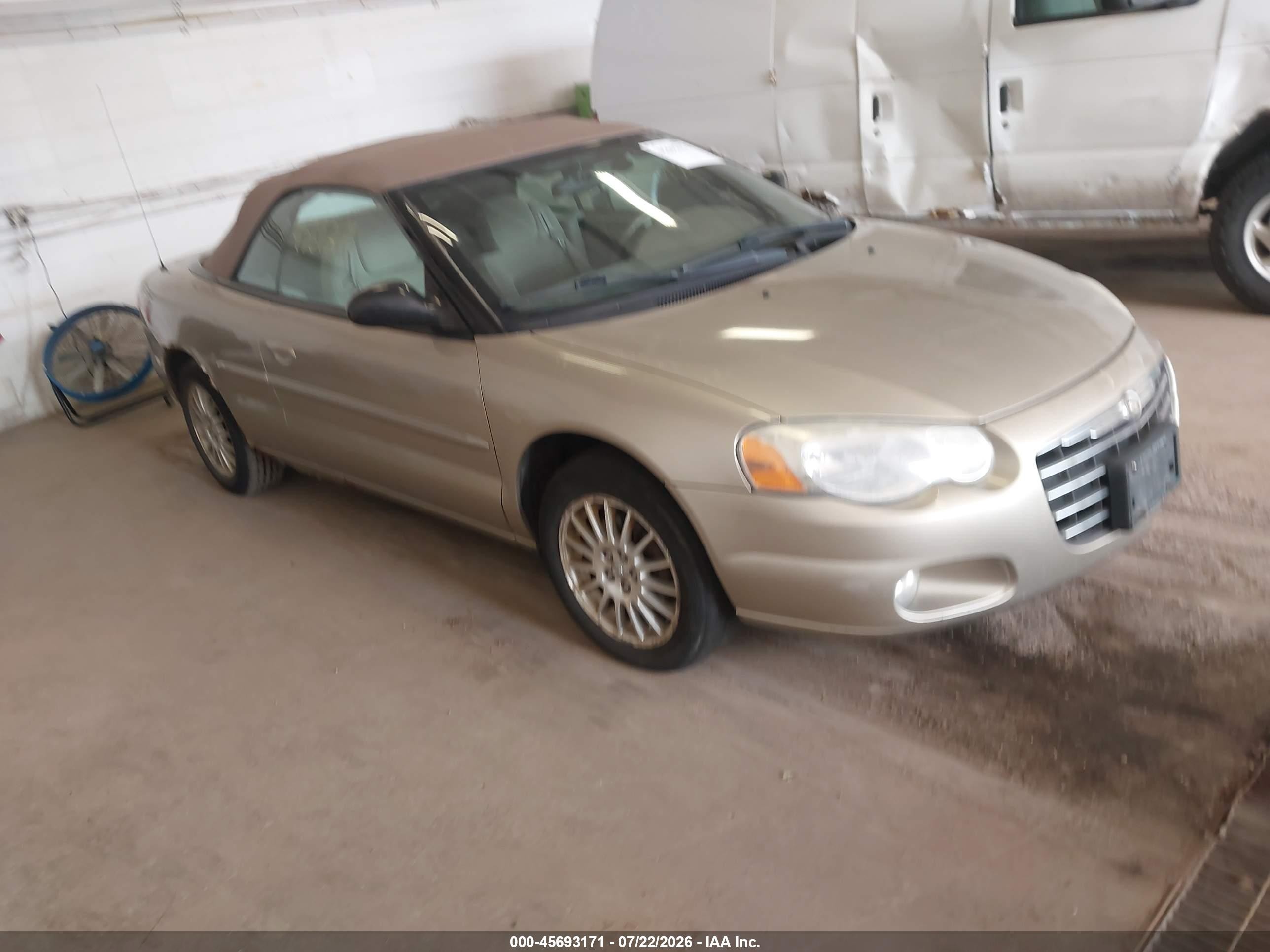 2004 Chrysler Sebring LXi, VIN 1C3EL55R54N373811 — Normal wear