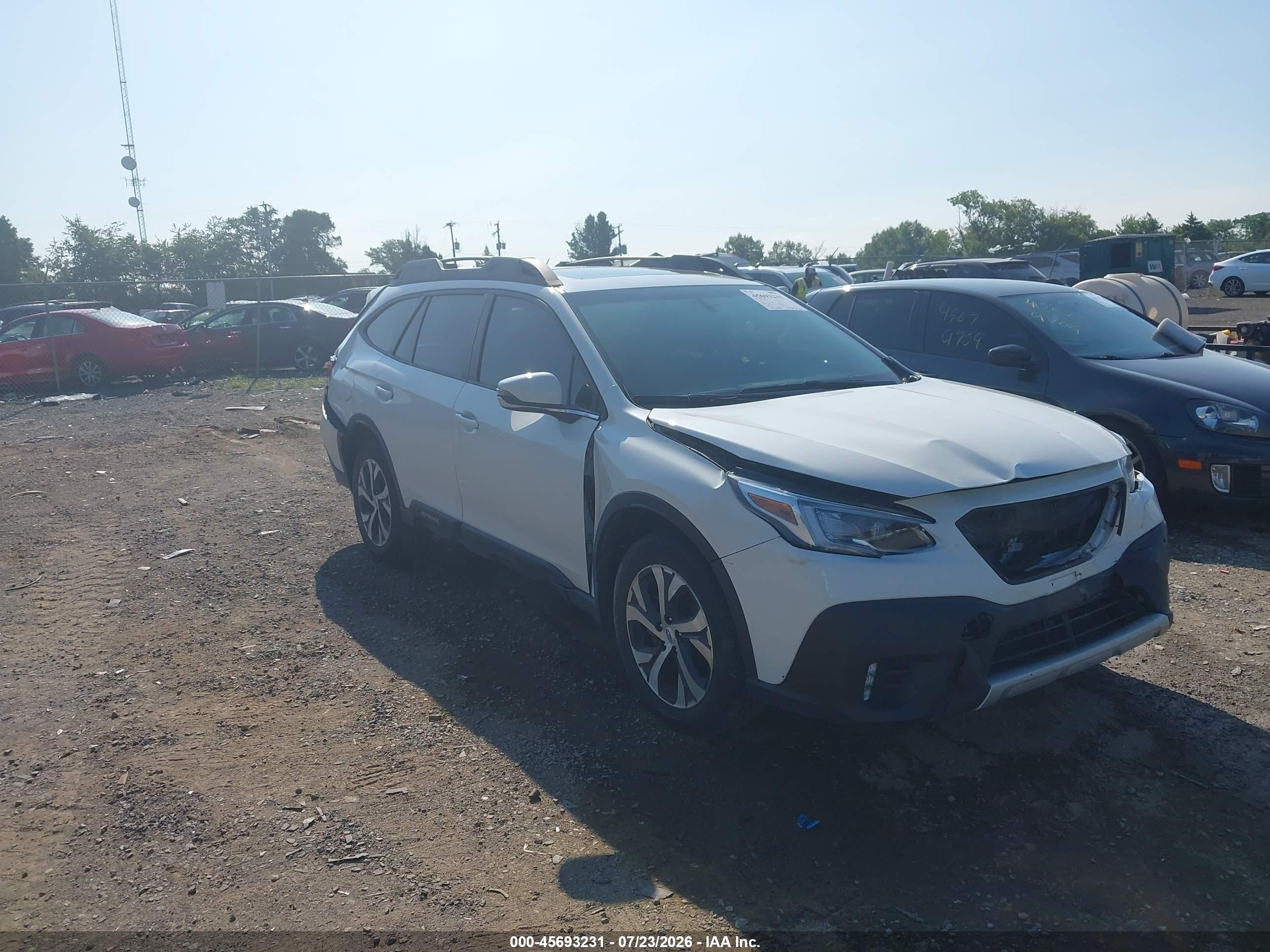 2021 Subaru Outback Limited XT, VIN 4S4BTGND6M3224524 — Rear end