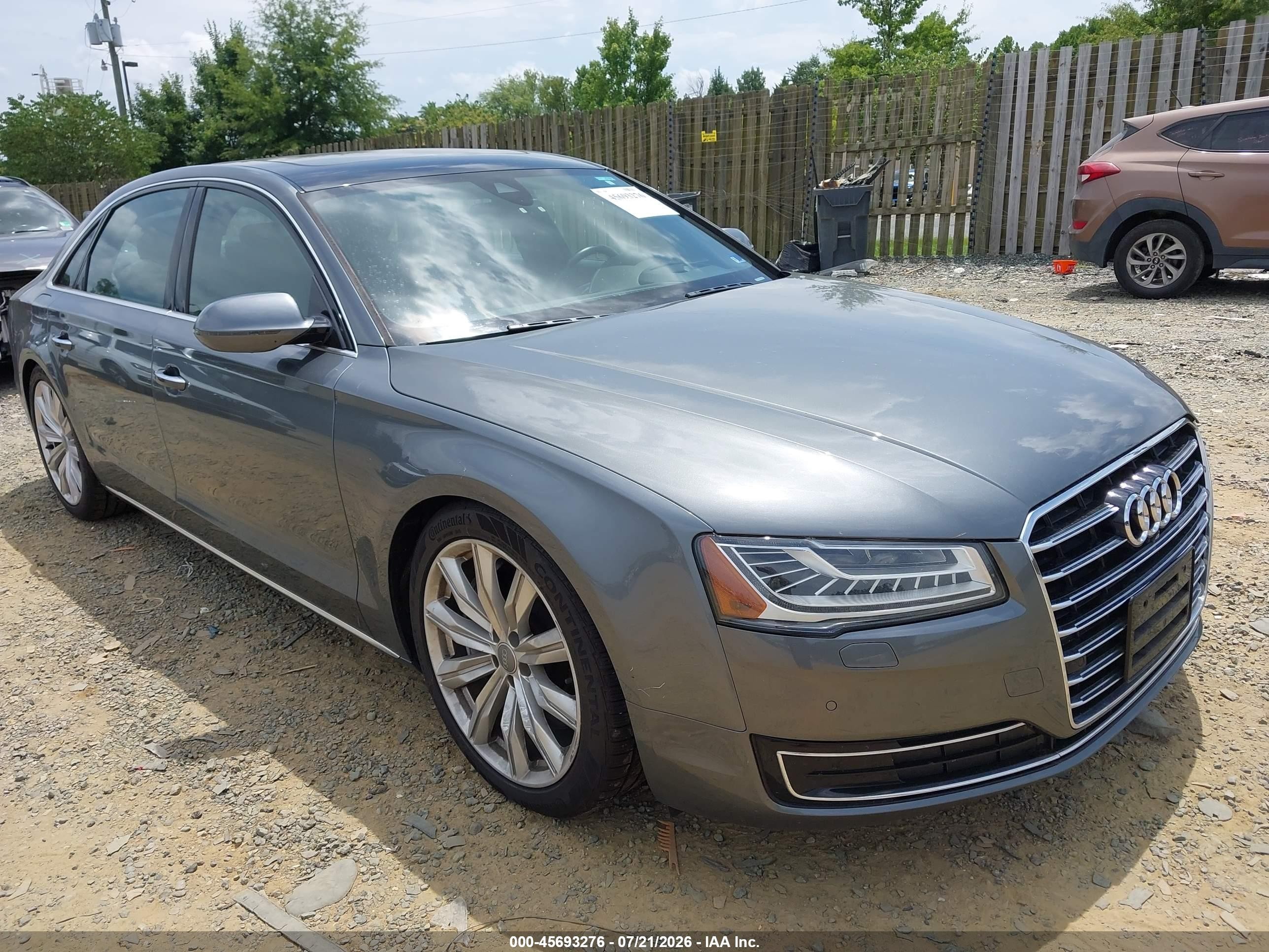 2016 Audi A8 3.0T, VIN WAU34AFD2GN010752 — Normal wear