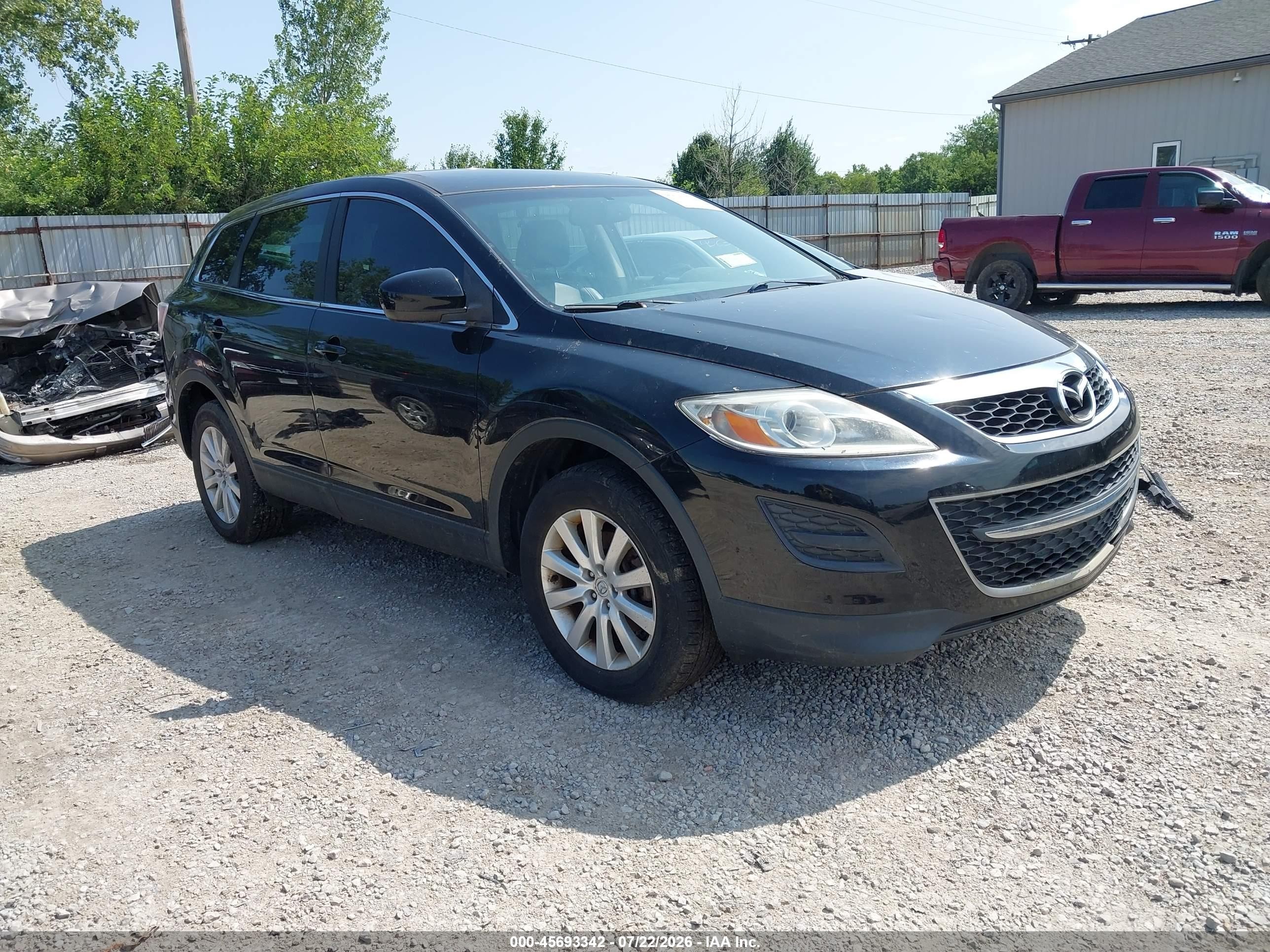 2010 Mazda CX-9 Sport, VIN JM3TB3MA0A0211302 — Side