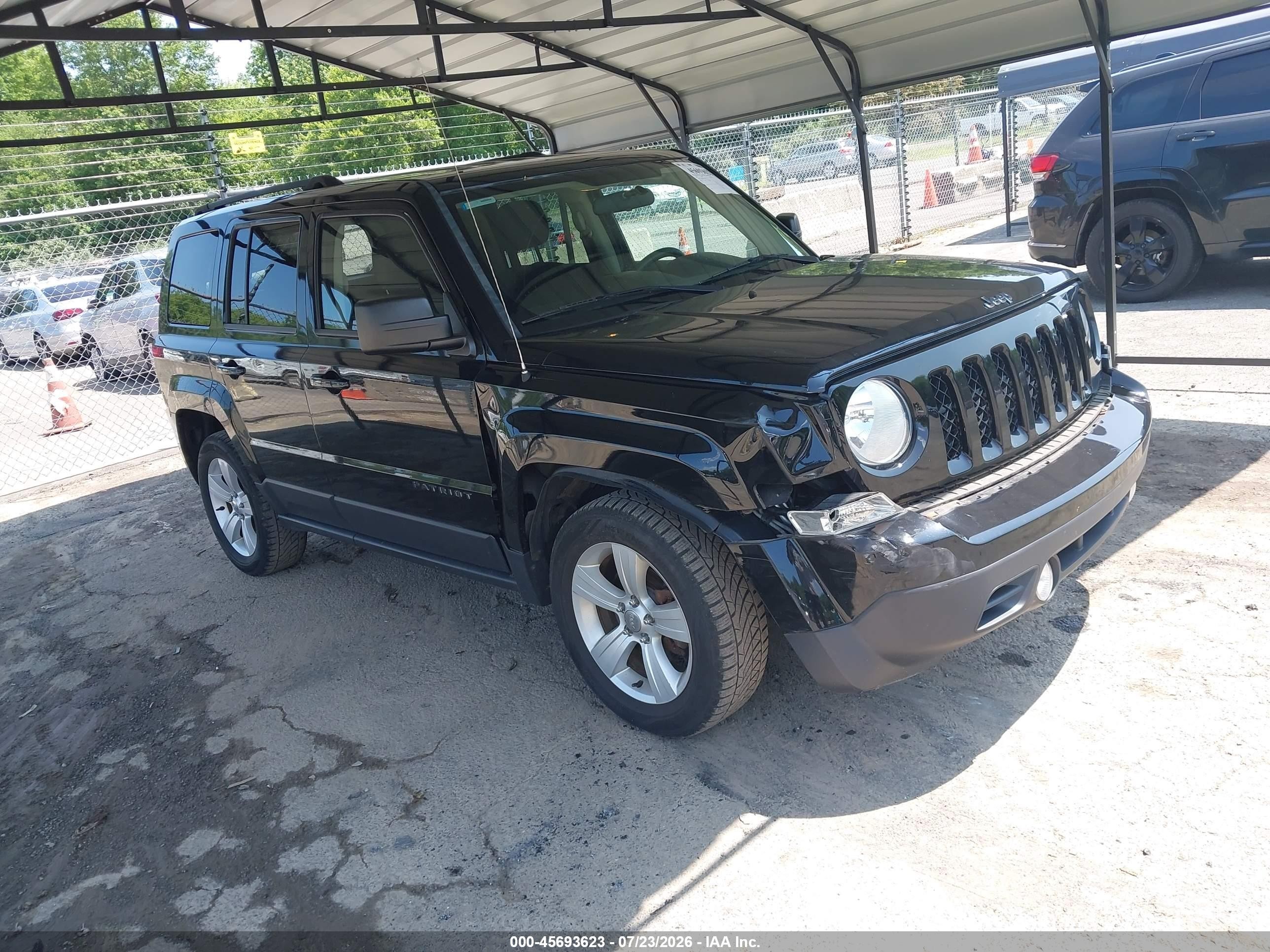 2014 Jeep Patriot Sport, VIN 1C4NJRBB1ED773890 — Front end