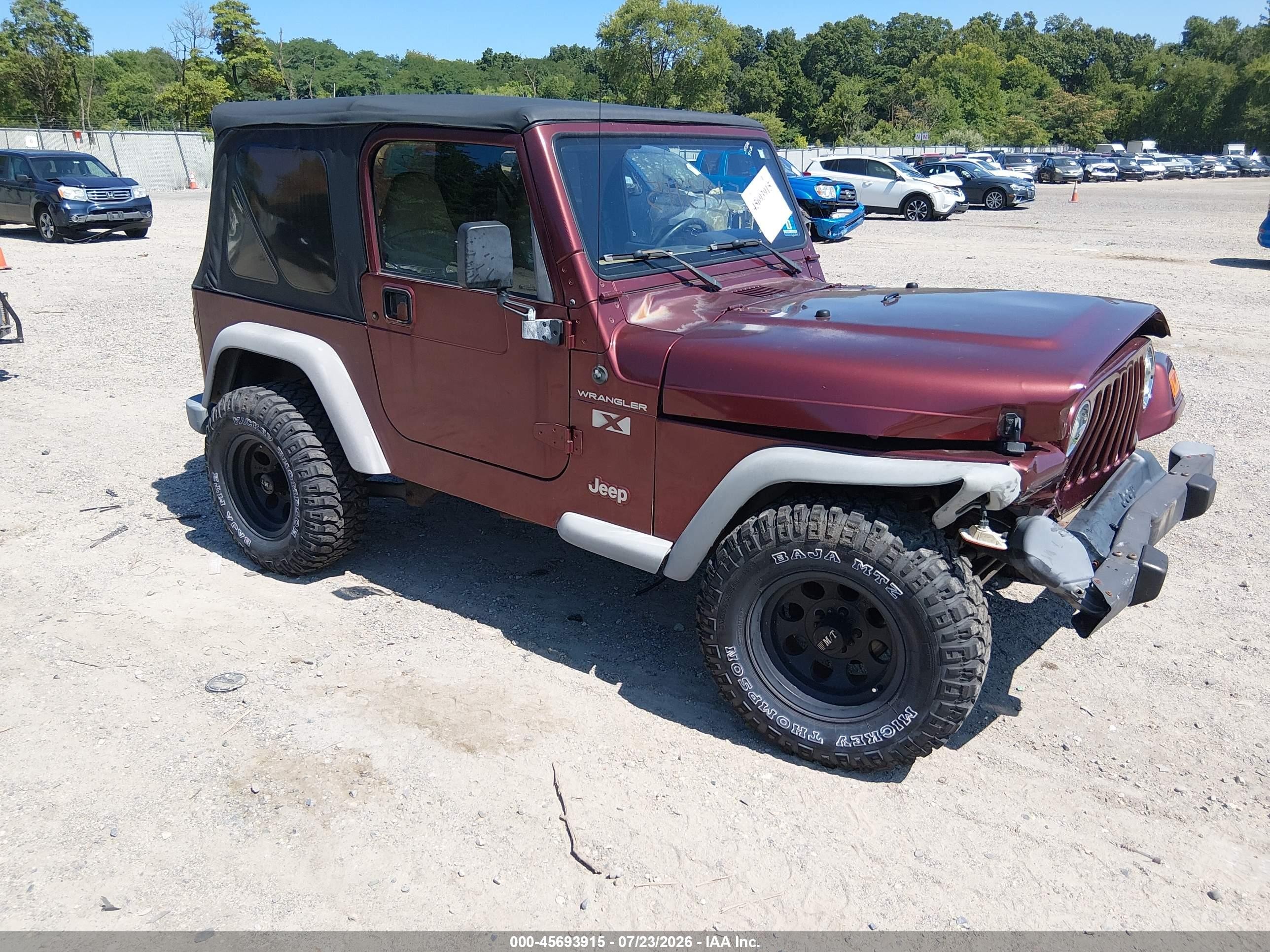 2002 Jeep Wrangler X, VIN 1J4FA39S42P715932 — Front end