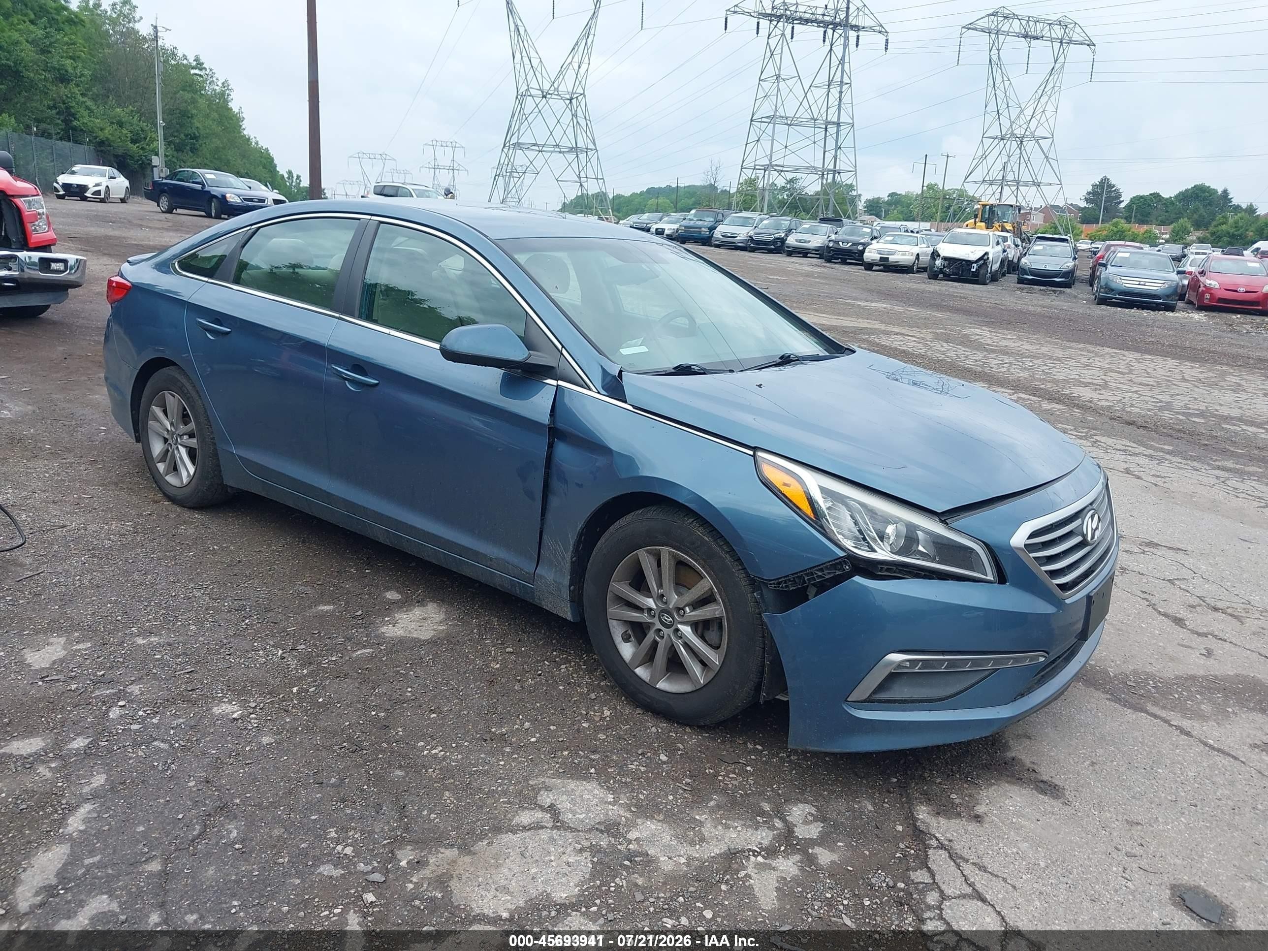 2015 Hyundai Sonata SE, VIN 5NPE24AF0FH206957 — Normal wear