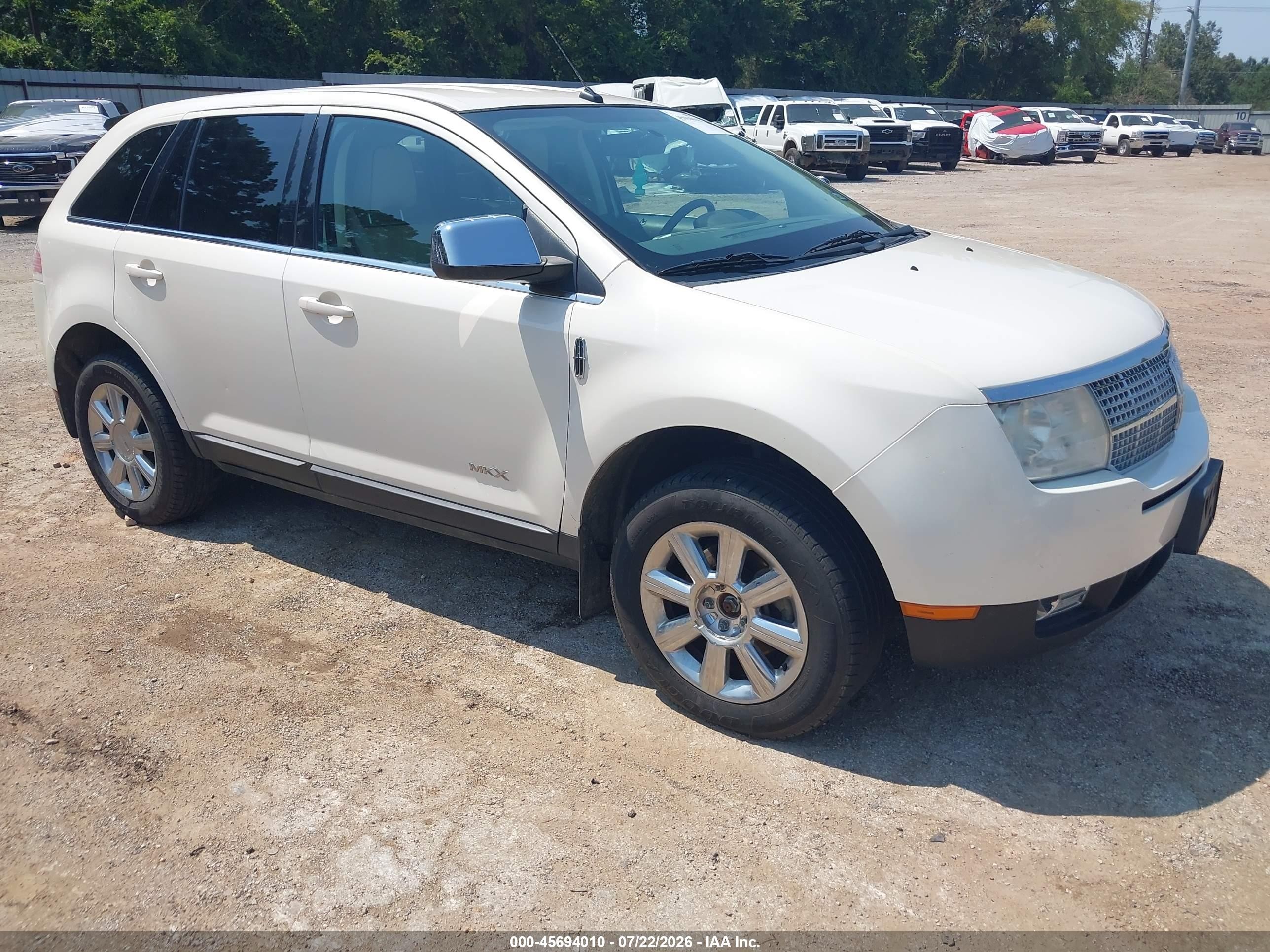 2008 Lincoln MKX, VIN 2LMDU68CX8BJ39666 — Normal wear