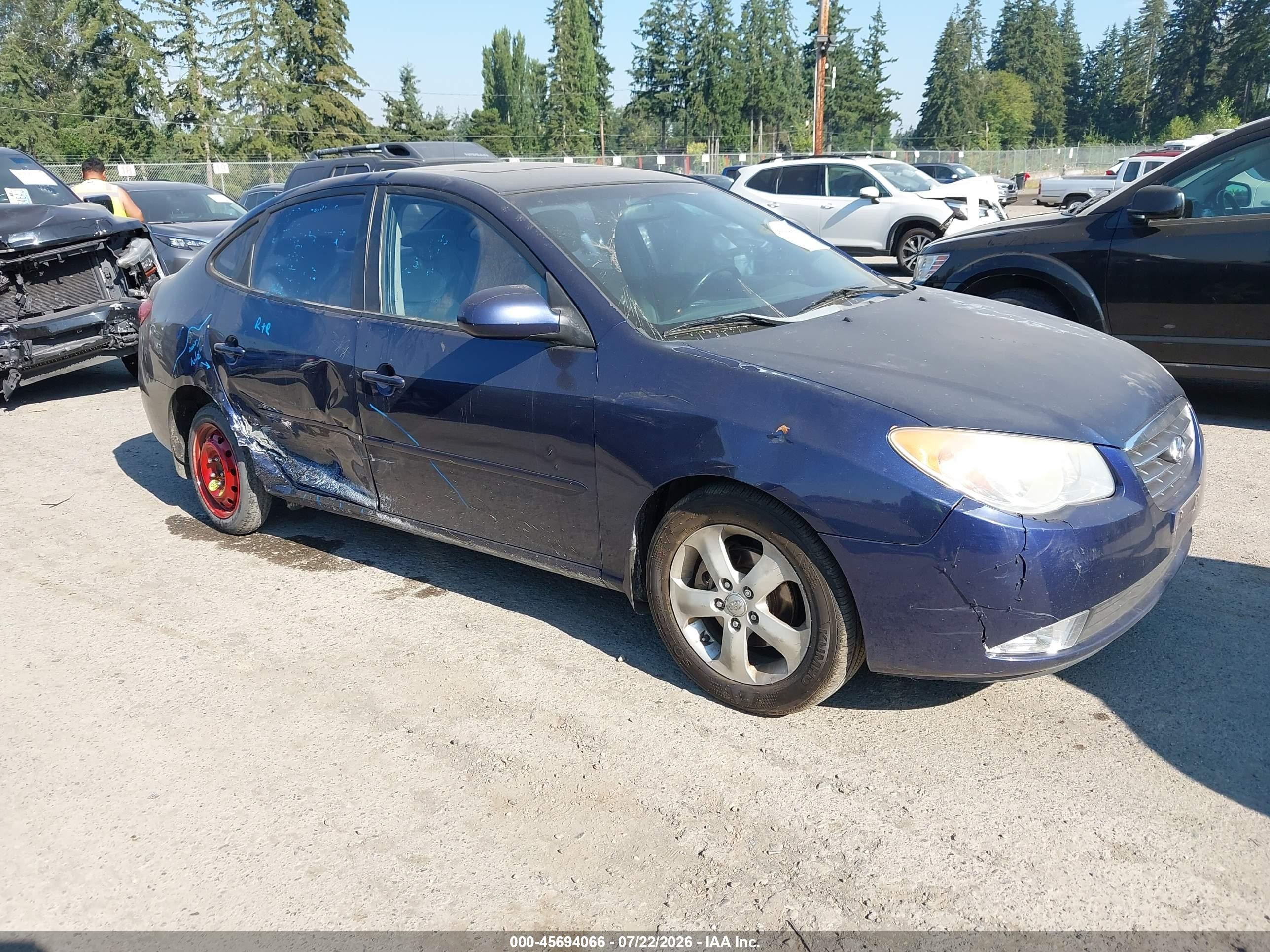 2008 Hyundai Elantra GLS, VIN KMHDU46D98U464914 — Side