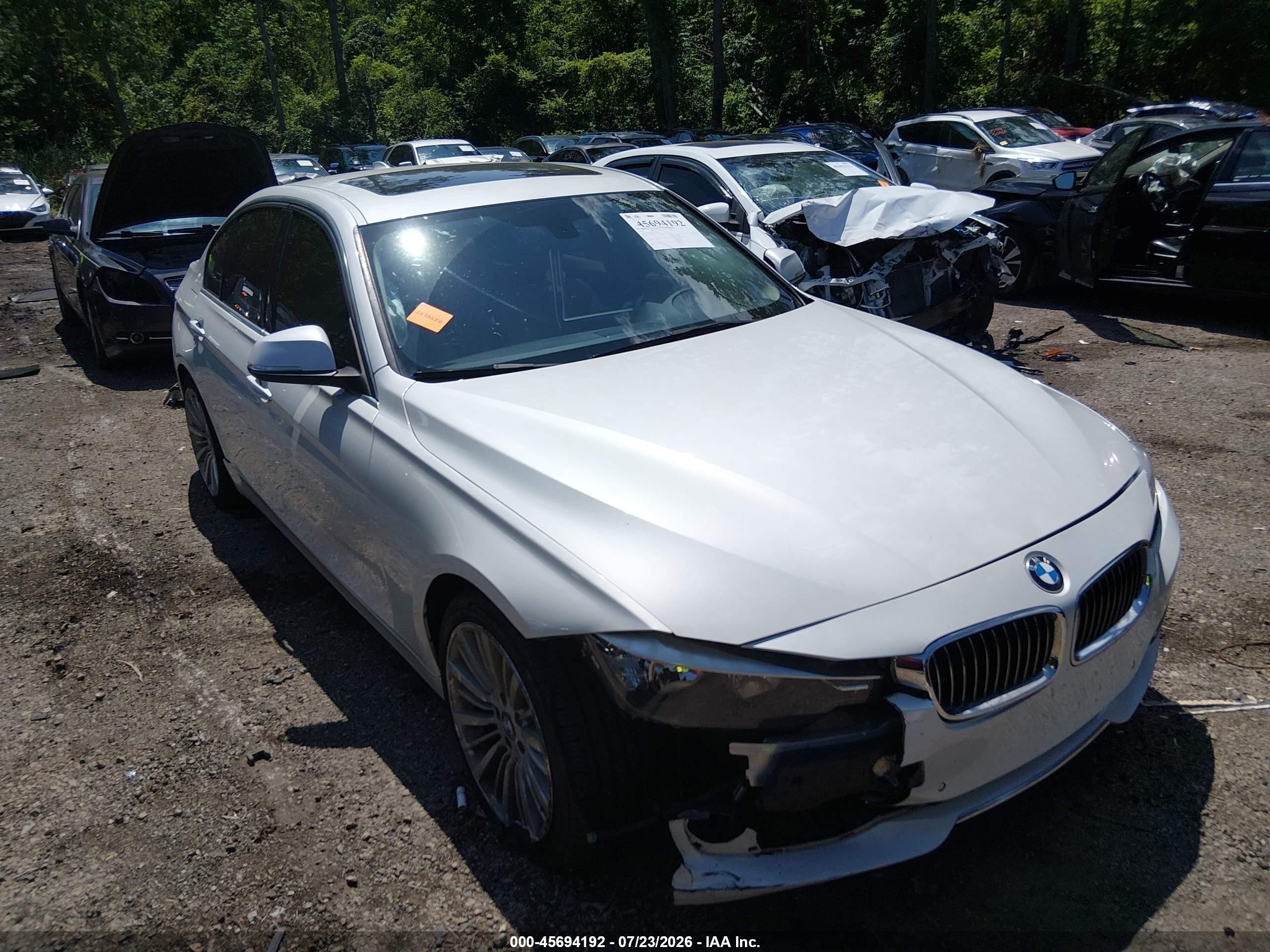 2014 BMW 3 Series 328i xDrive, VIN WBA3B5C55EP541021 — Front end