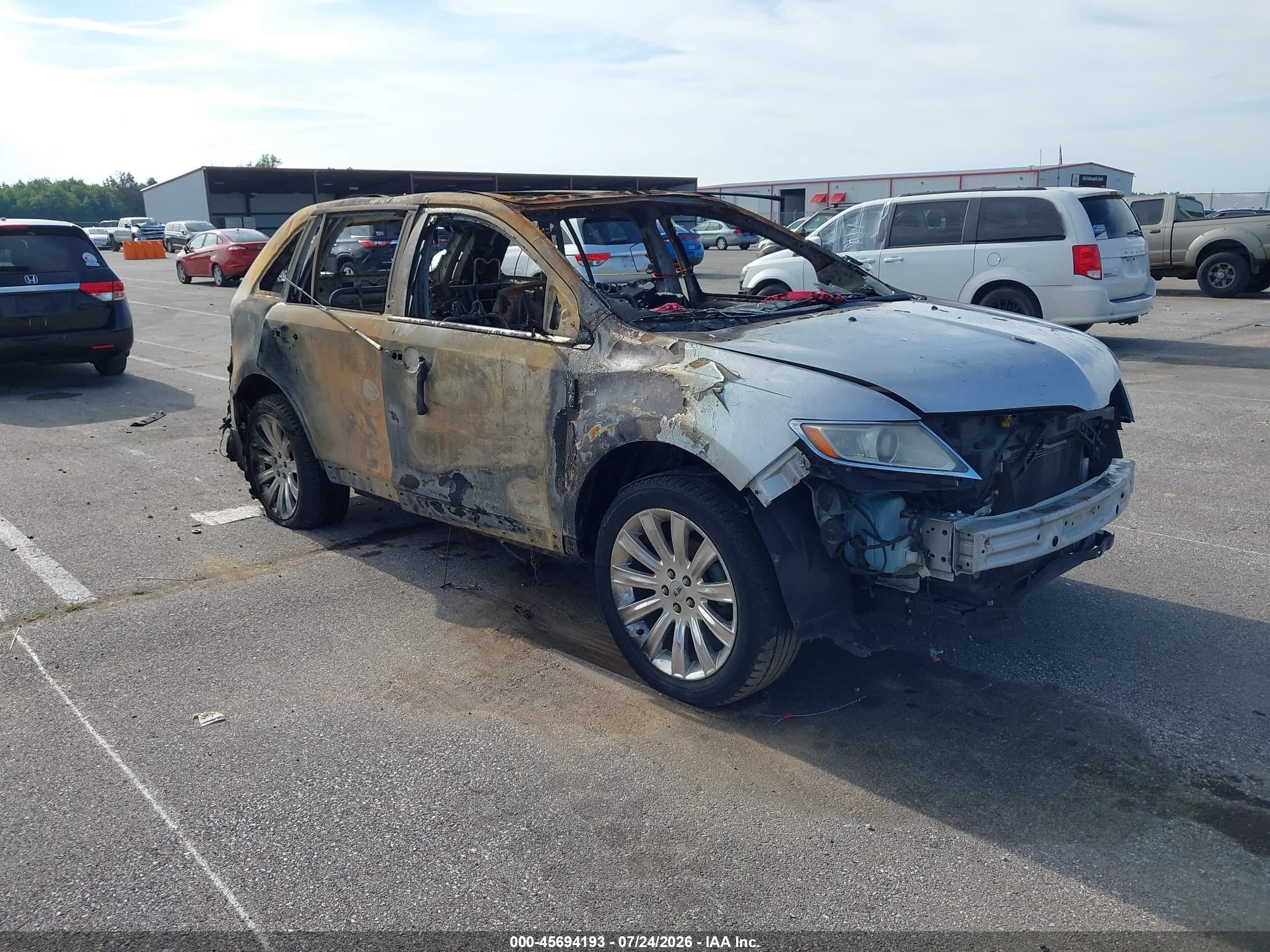2011 Lincoln MKX, VIN 2LMDJ8JK2BBJ30425 — Burn