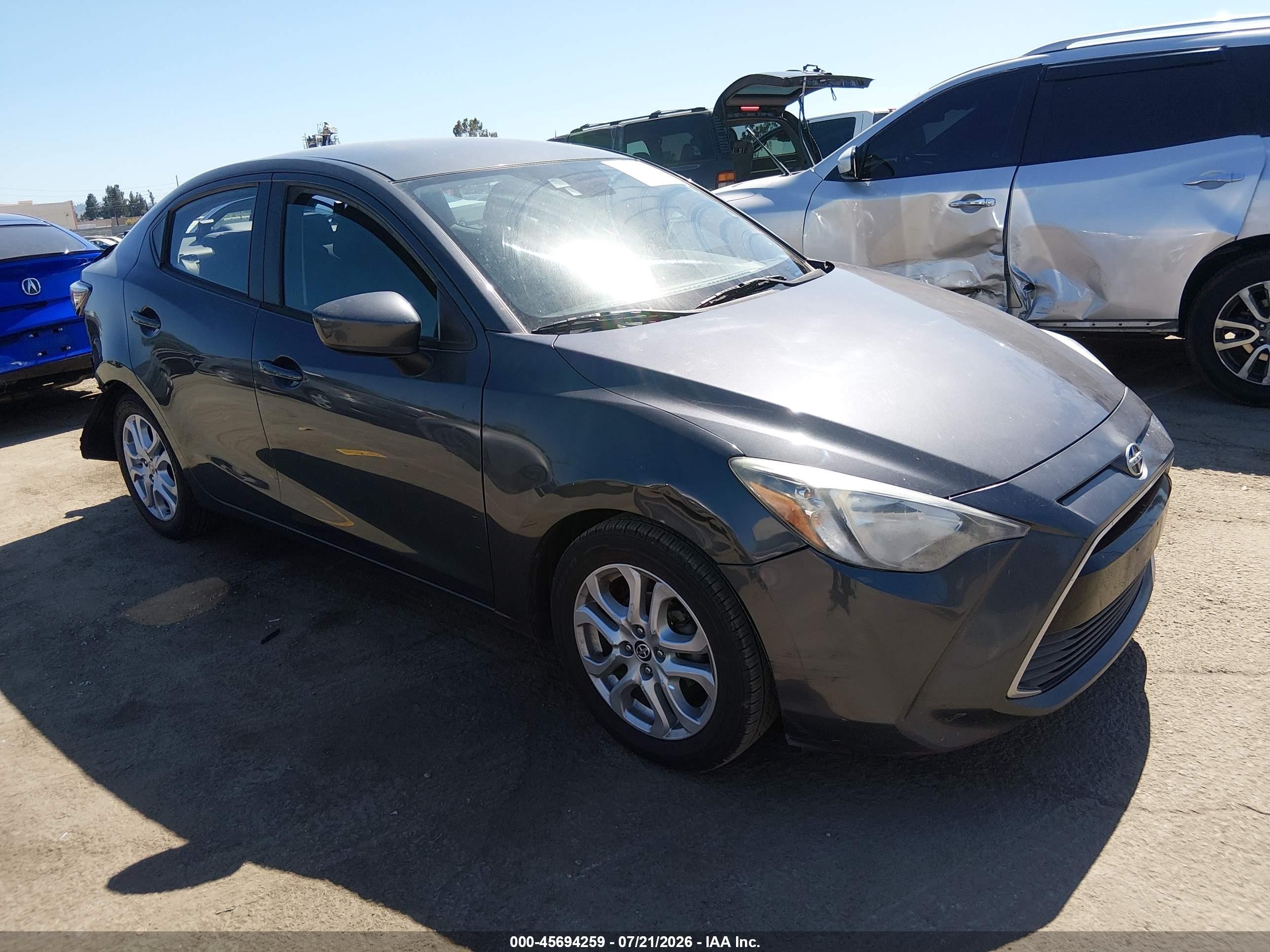 2016 Scion iA, VIN 3MYDLBZV7GY118759 — Rear end